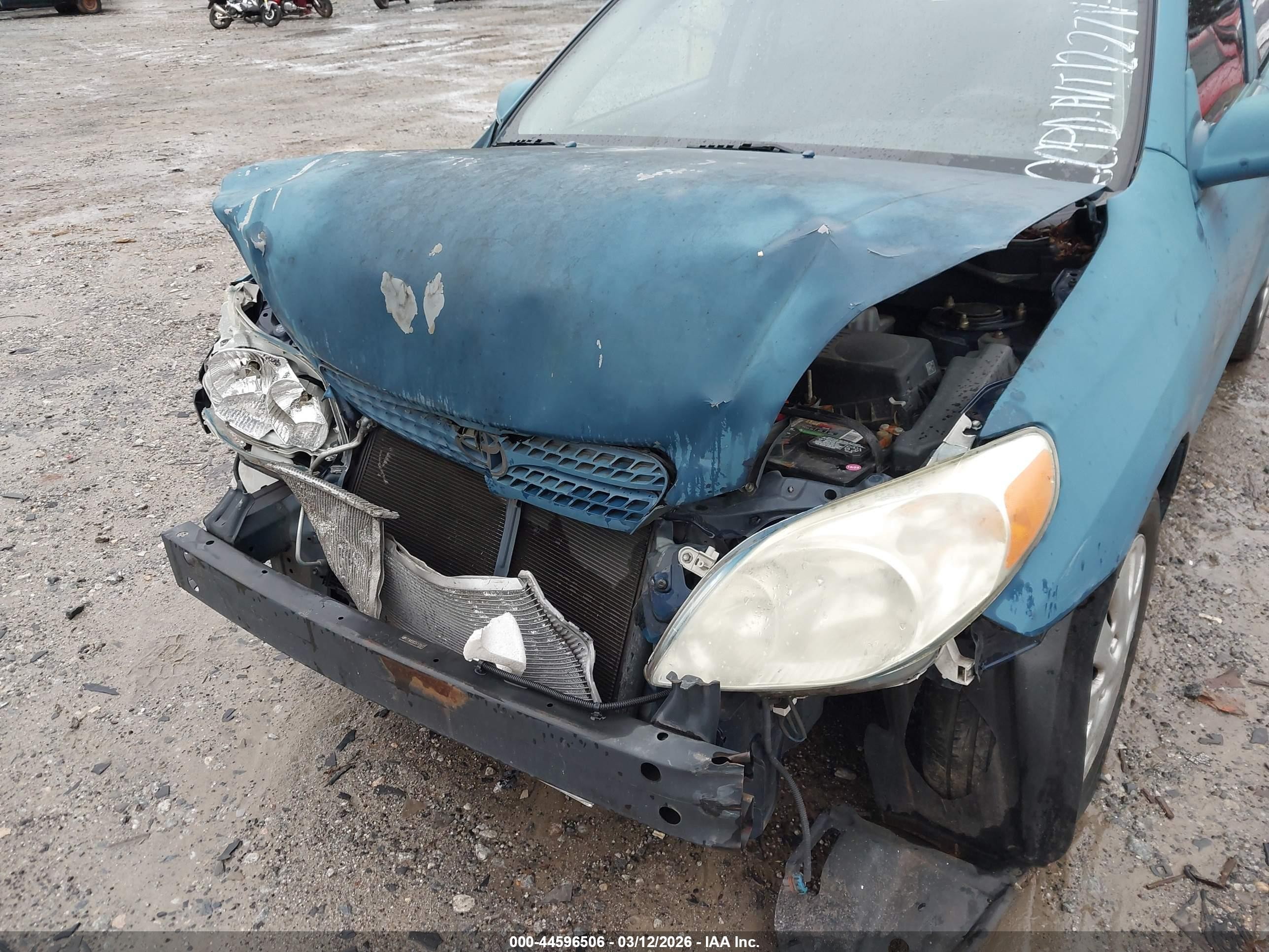 2005 Toyota Matrix   Синий vin: 2T1KR32E55C470417