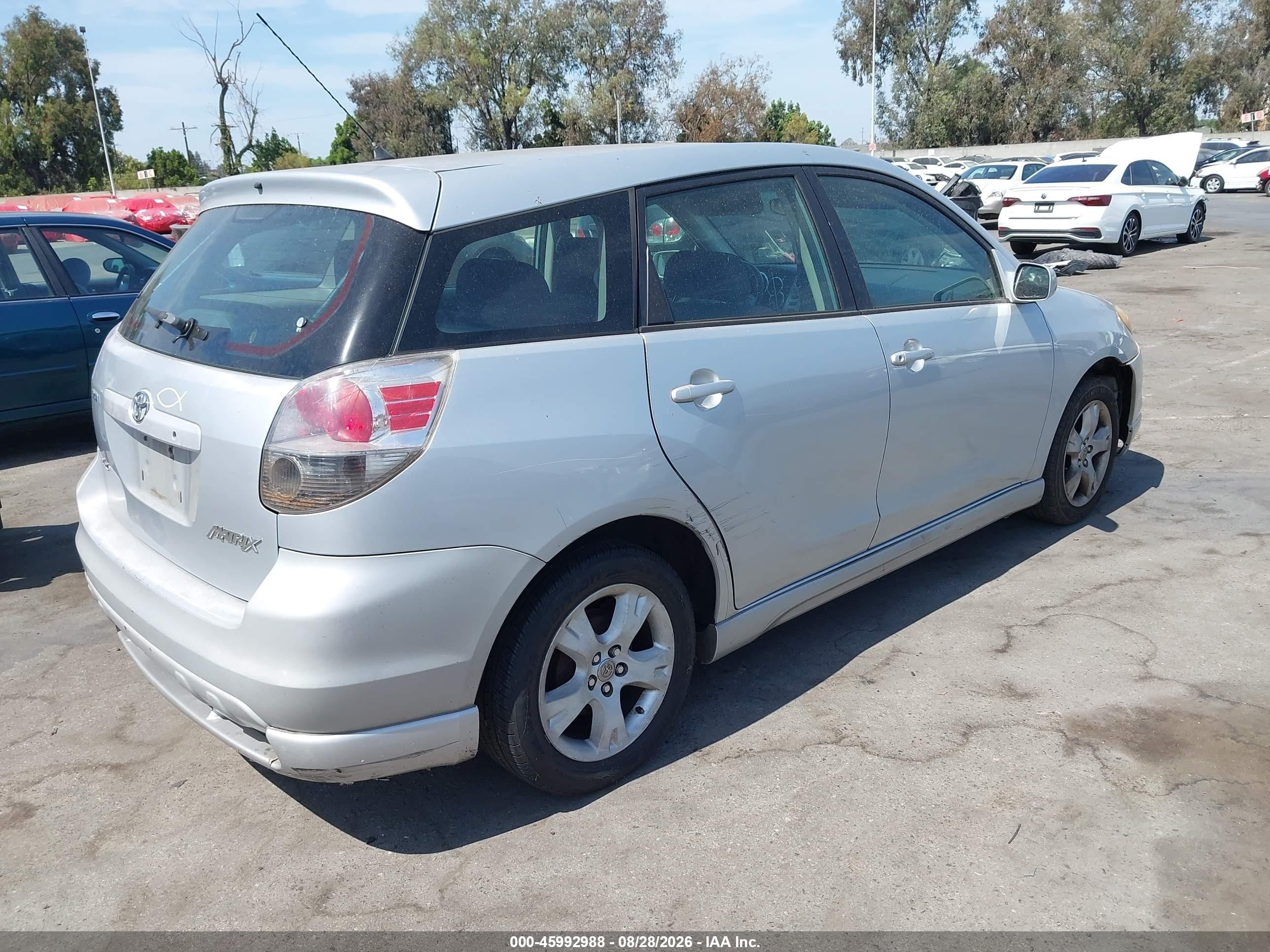 2006 Toyota Matrix Xr Silver vin: 2T1KR32E56C575217