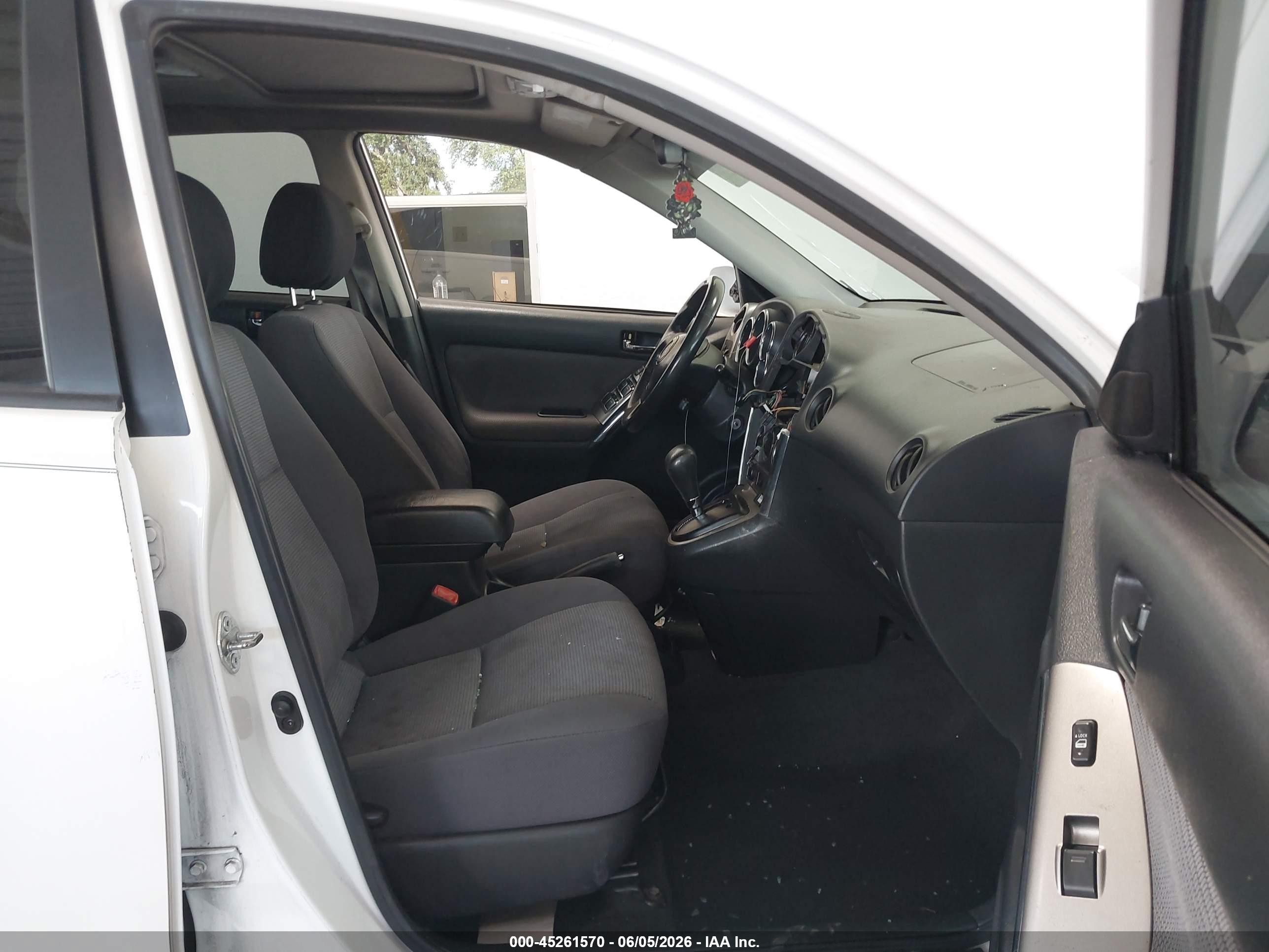 2006 Toyota Matrix Xr Белый vin: 2T1KR32E56C595693