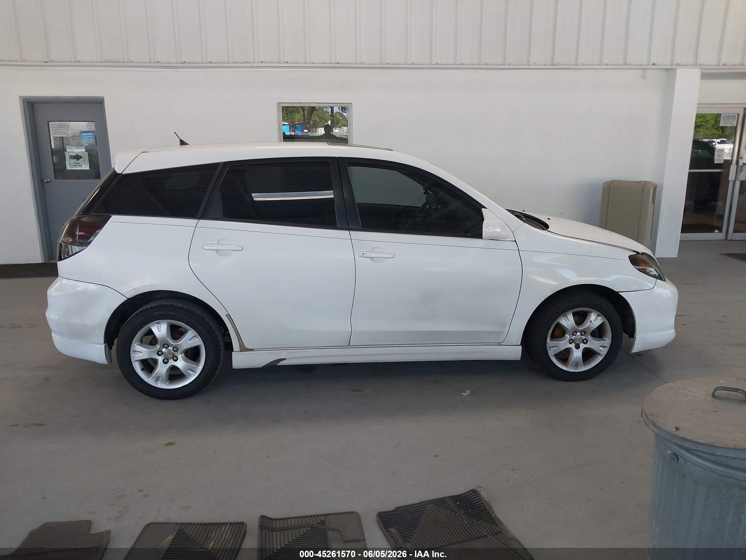 2006 Toyota Matrix Xr Белый vin: 2T1KR32E56C595693