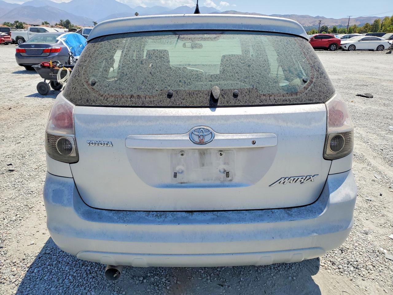 2006 Toyota Corolla Matrix Xr Silver vin: 2T1KR32E56C613397