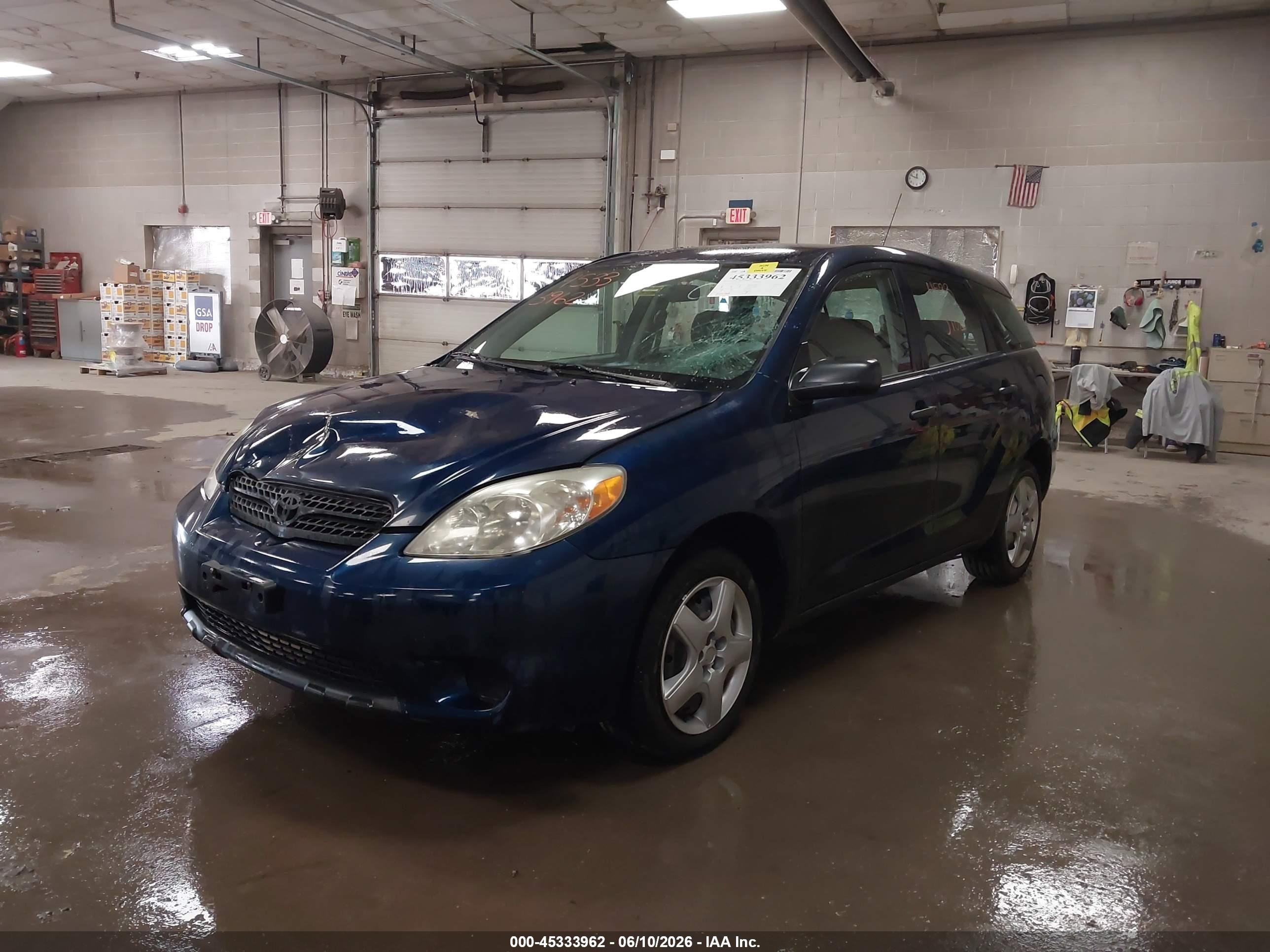 2007 Toyota Matrix Blue vin: 2T1KR32E57C641301