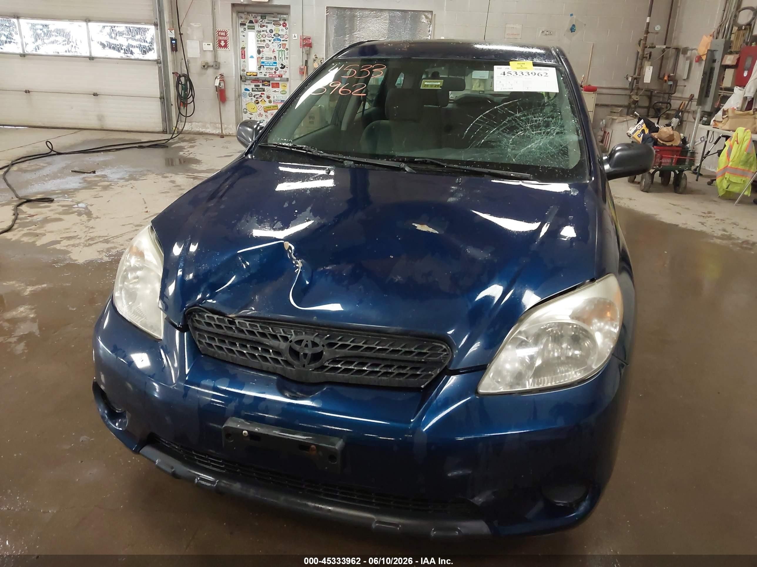 2007 Toyota Matrix Blue vin: 2T1KR32E57C641301