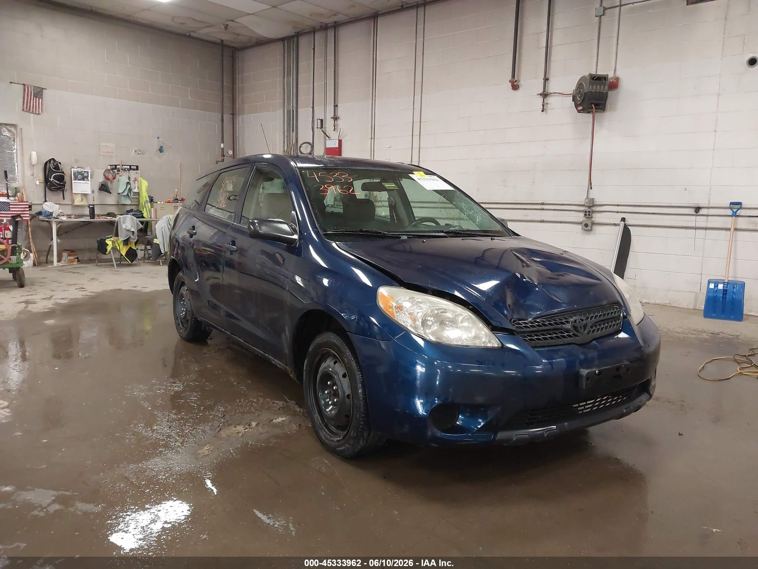 2007 Toyota Matrix Blue vin: 2T1KR32E57C641301
