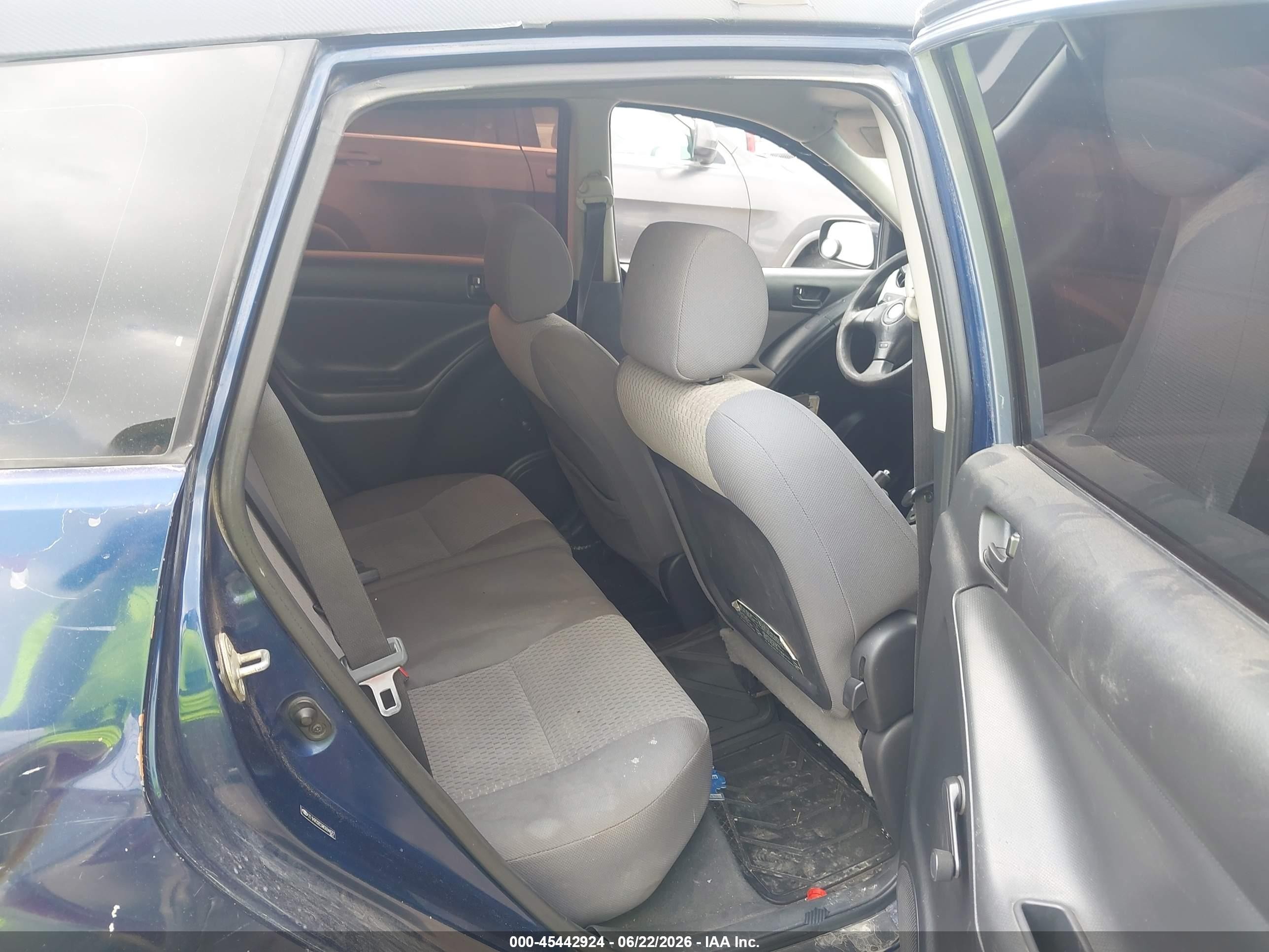 2008 Toyota Matrix   Blue vin: 2T1KR32E58C694677