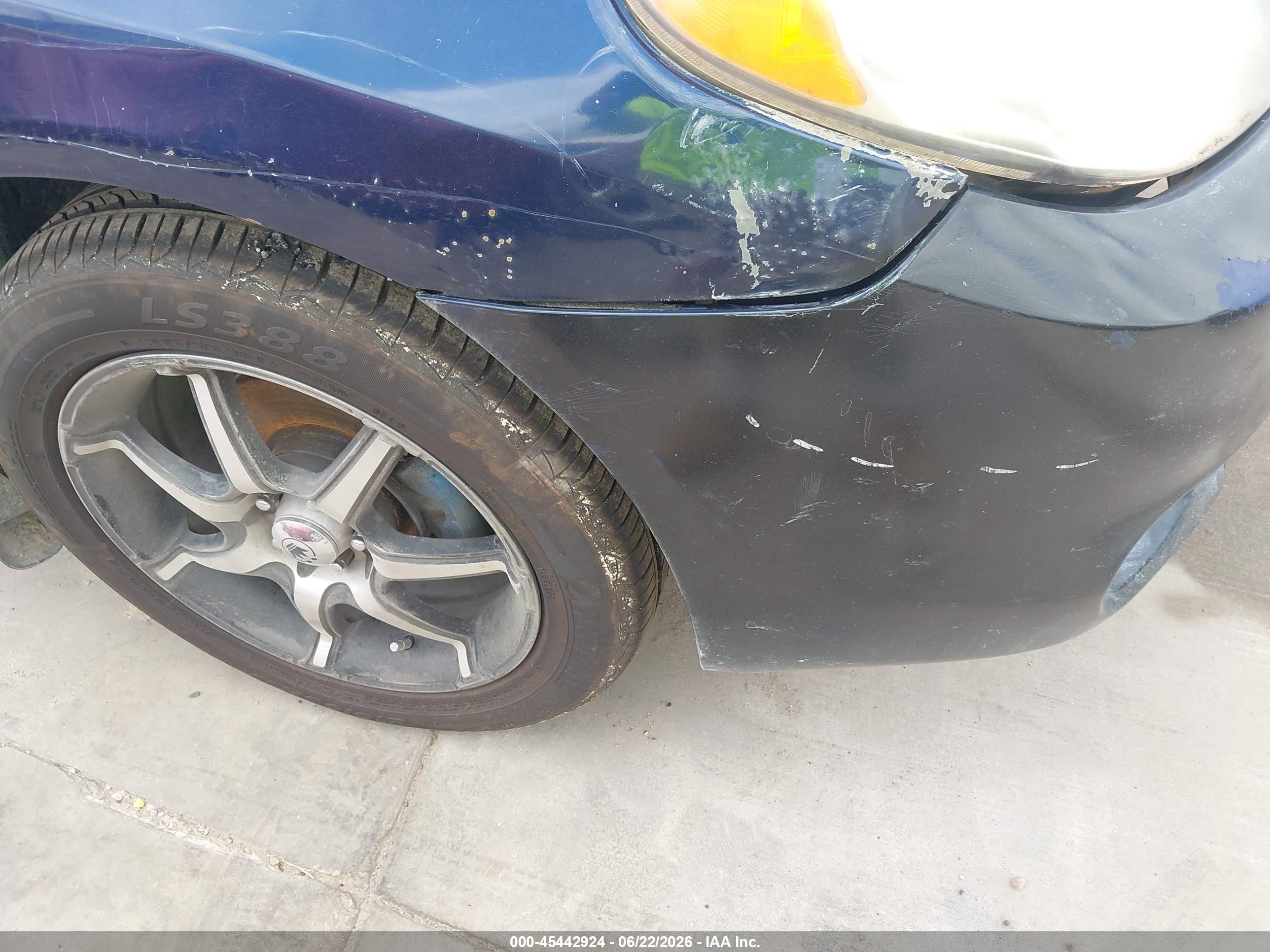 2008 Toyota Matrix   Blue vin: 2T1KR32E58C694677