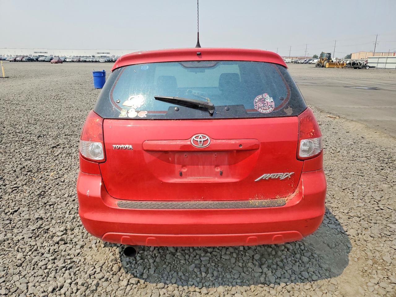 2003 Toyota Corolla Matrix Xr Red vin: 2T1KR32E63C019445