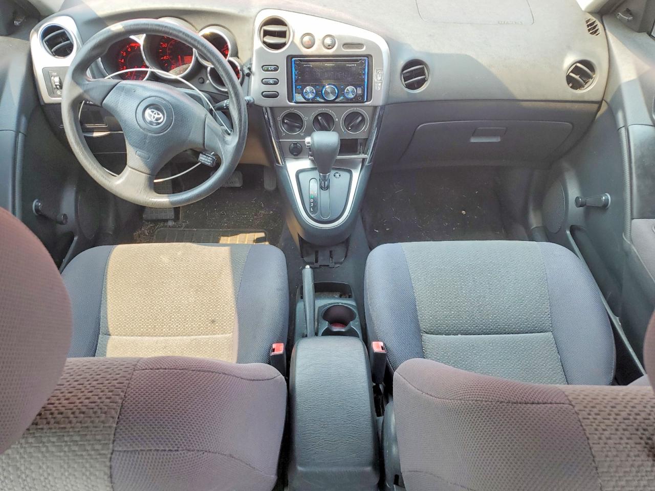 2003 Toyota Corolla Matrix Xr Red vin: 2T1KR32E63C019445