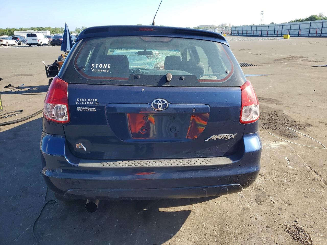 2003 Toyota Corolla Matrix Blue vin: 2T1KR32E63C076809