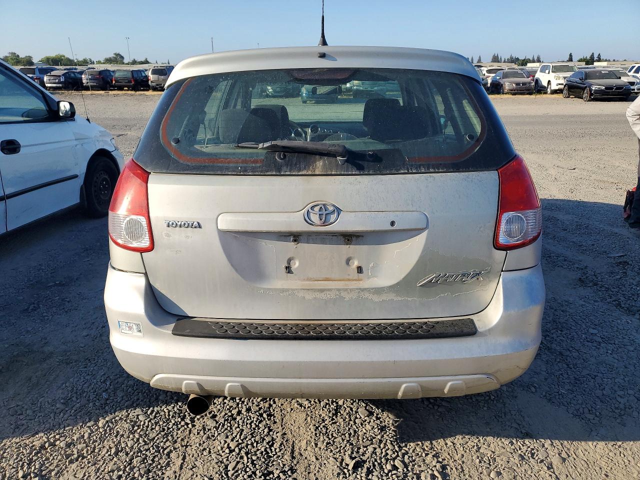 2003 Toyota Corolla Matrix Xr Silver vin: 2T1KR32E63C700625