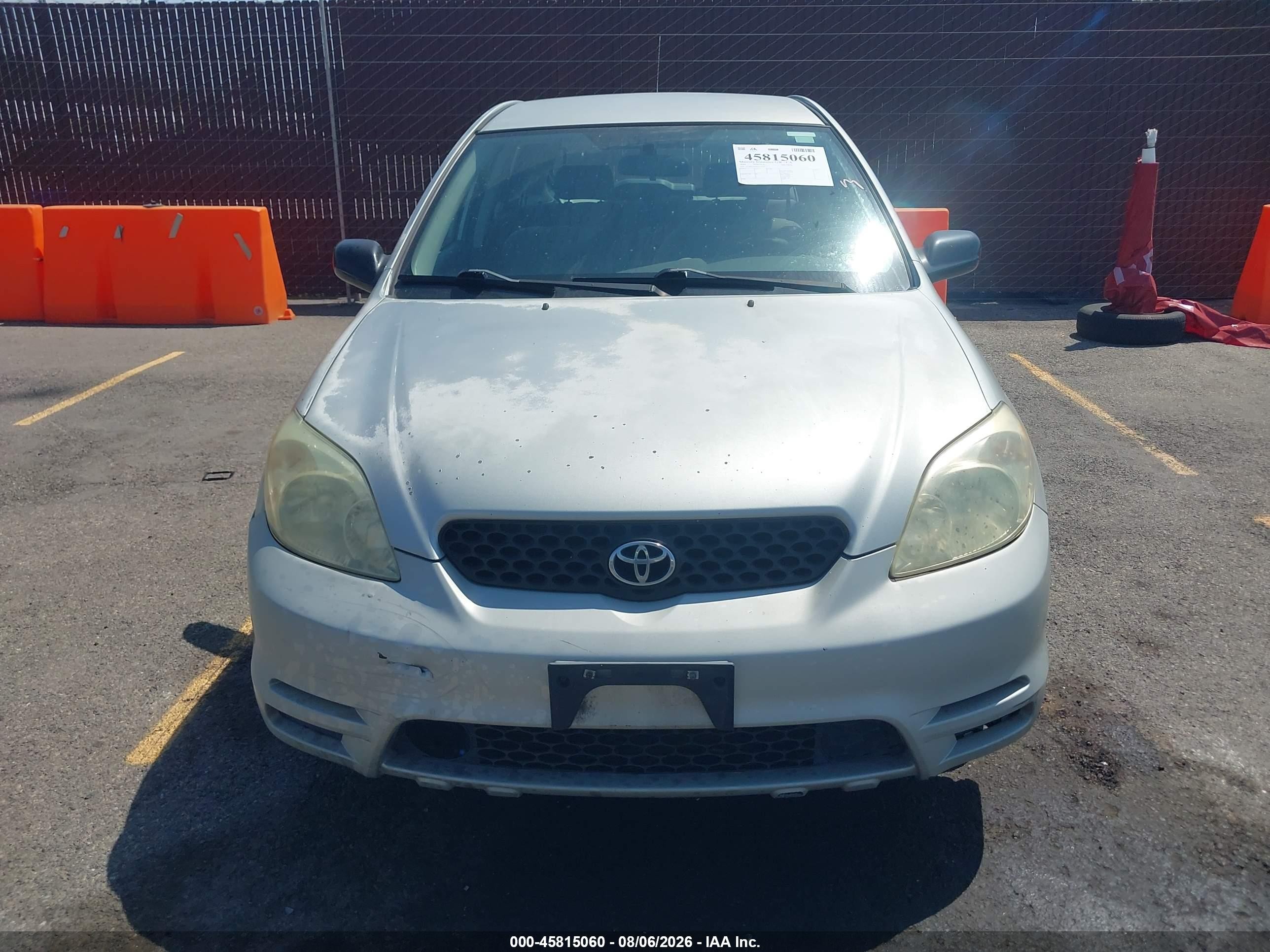 2004 Toyota Matrix Standard Silver vin: 2T1KR32E64C173736