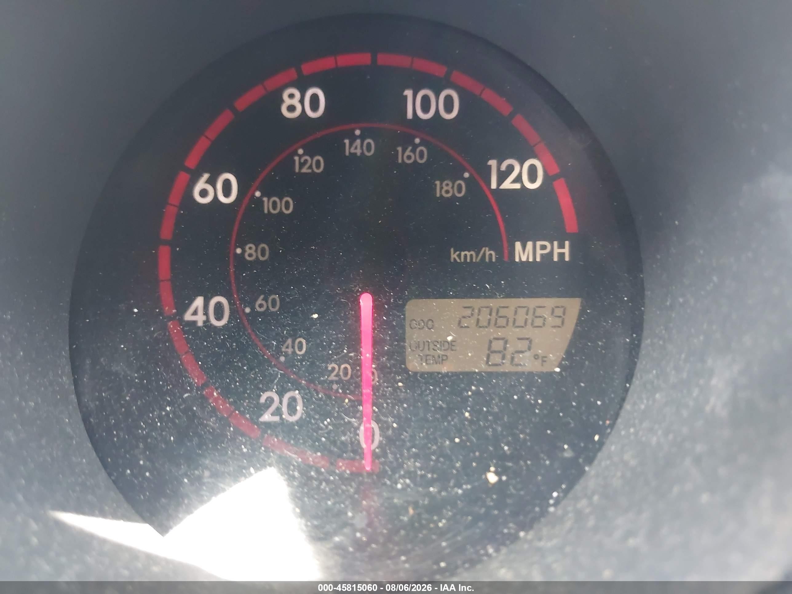 2004 Toyota Matrix Standard Silver vin: 2T1KR32E64C173736