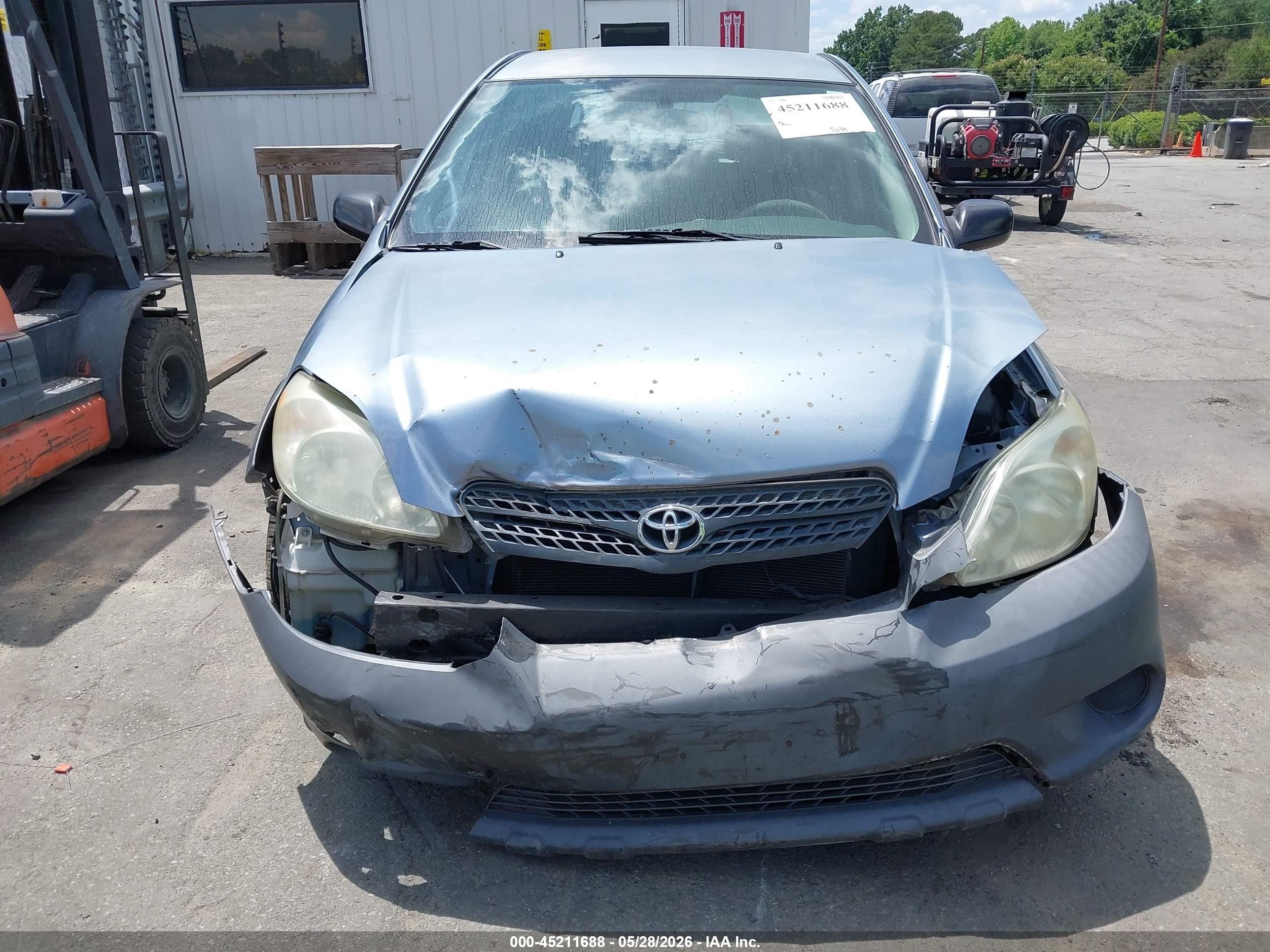 2005 Toyota Matrix   Blue vin: 2T1KR32E65C327220