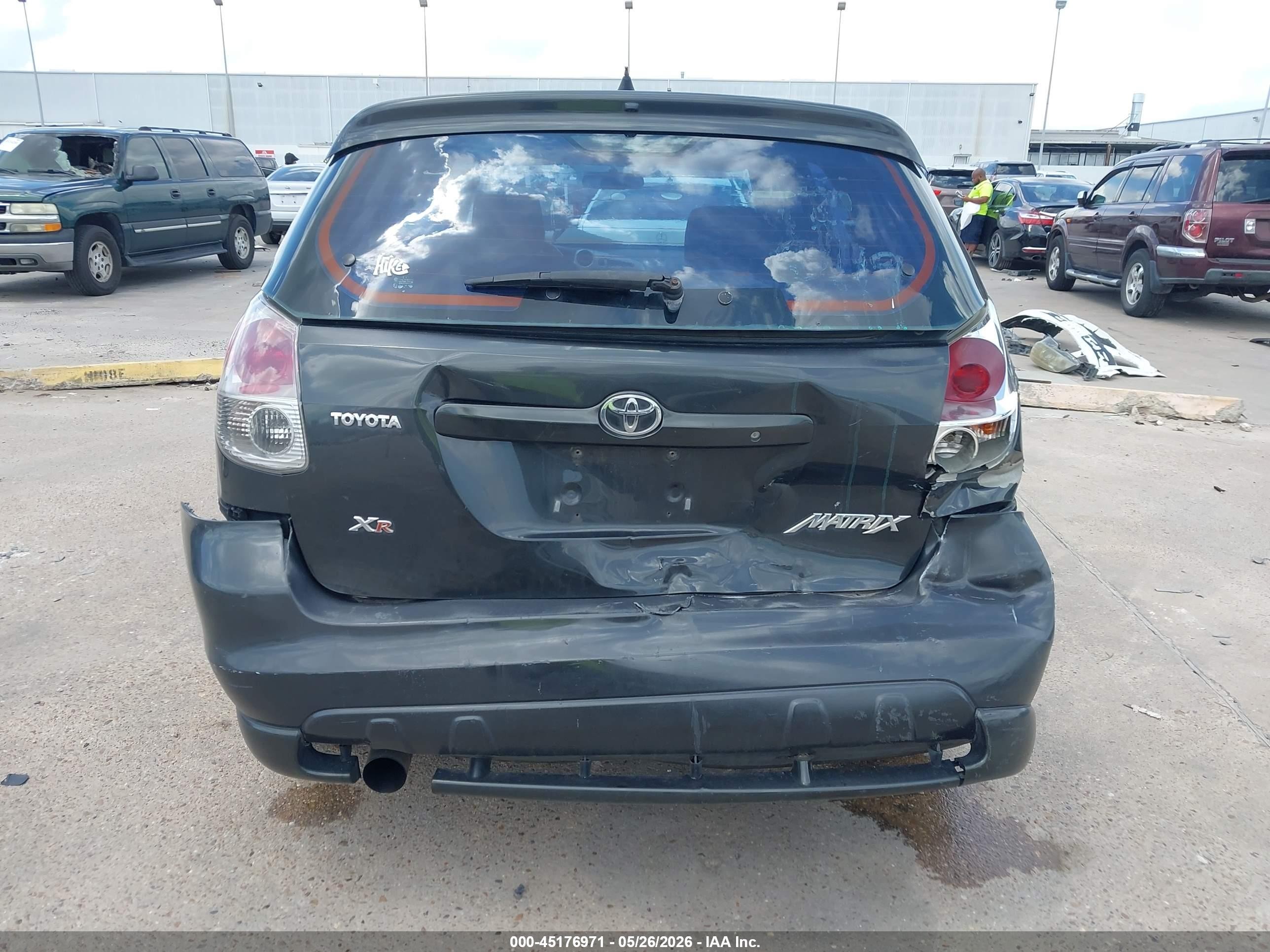 2005 Toyota Matrix Xr Черный vin: 2T1KR32E65C334880