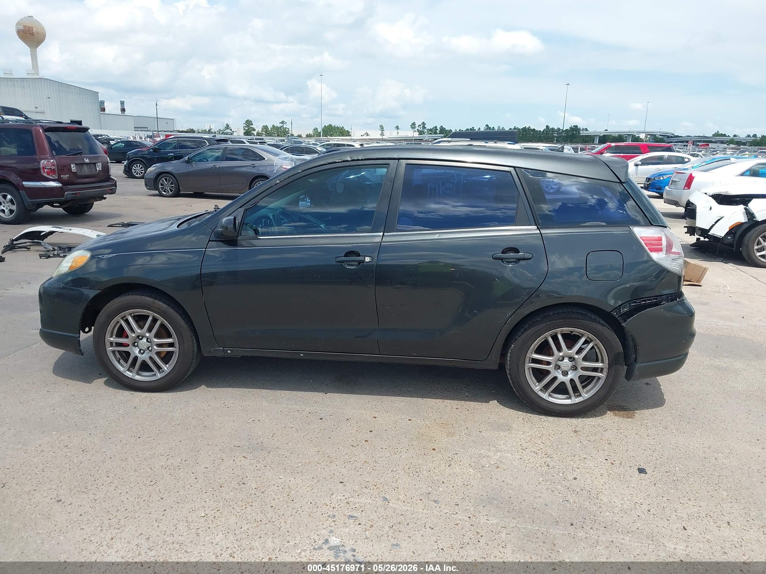 2005 Toyota Matrix Xr Черный vin: 2T1KR32E65C334880