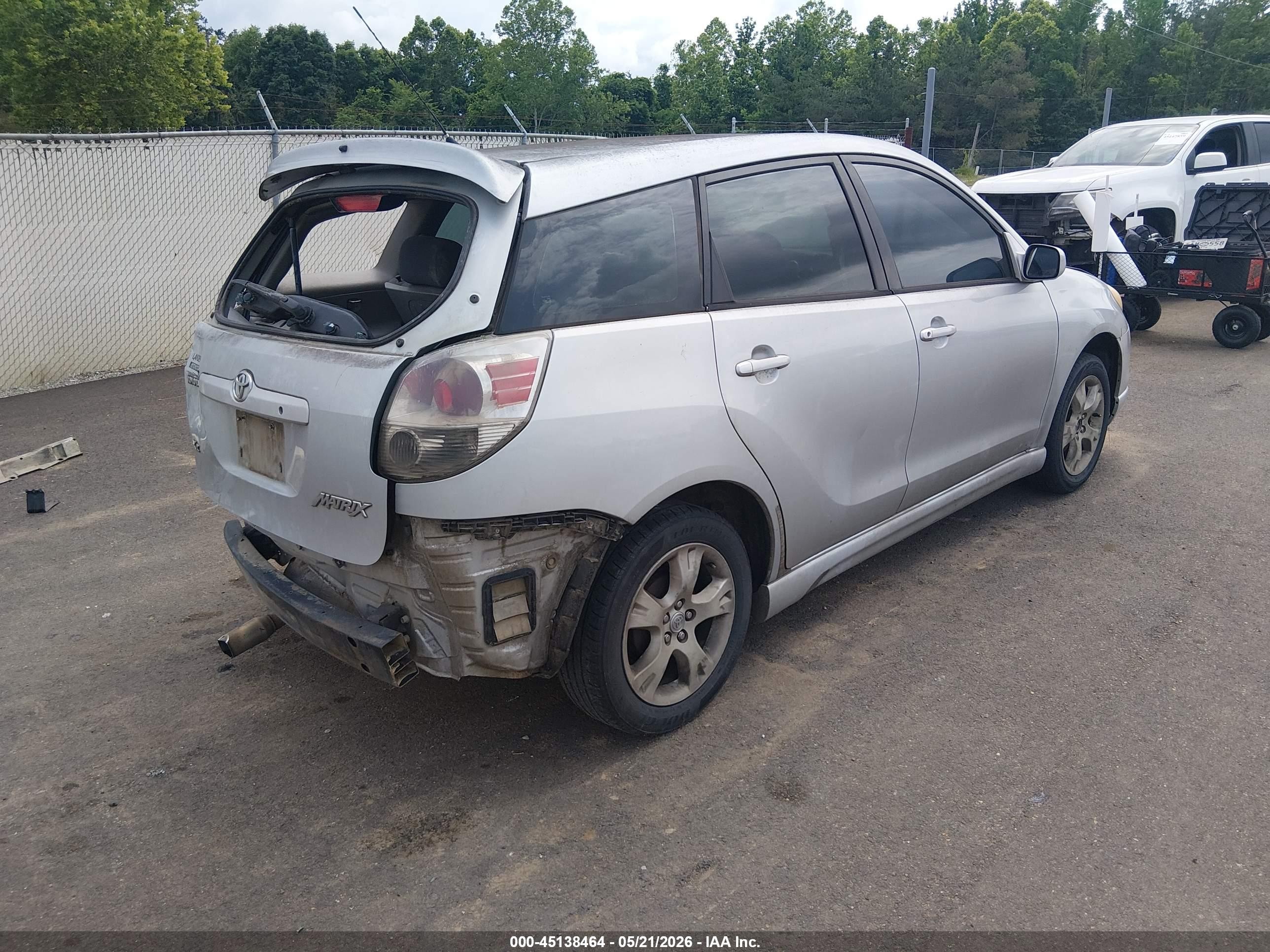 2005 Toyota Matrix Xr Silver vin: 2T1KR32E65C381696