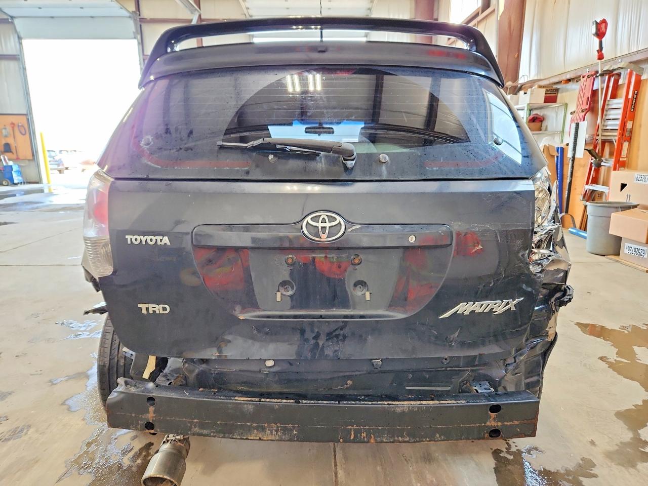 2007 Toyota Matrix Base Черный vin: 2T1KR32E67C634504