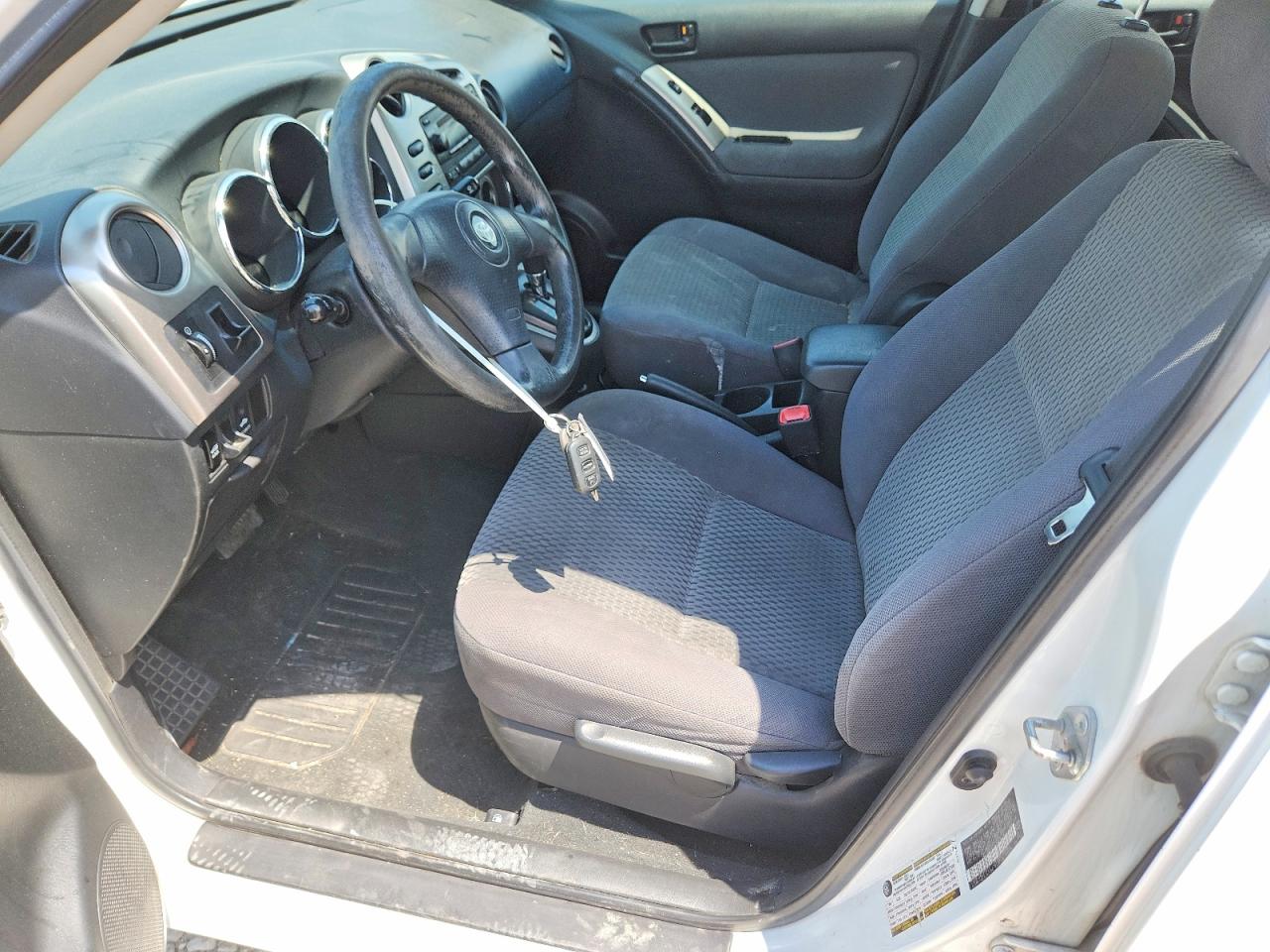2007 Toyota Corolla Matrix Xr White vin: 2T1KR32E67C656132