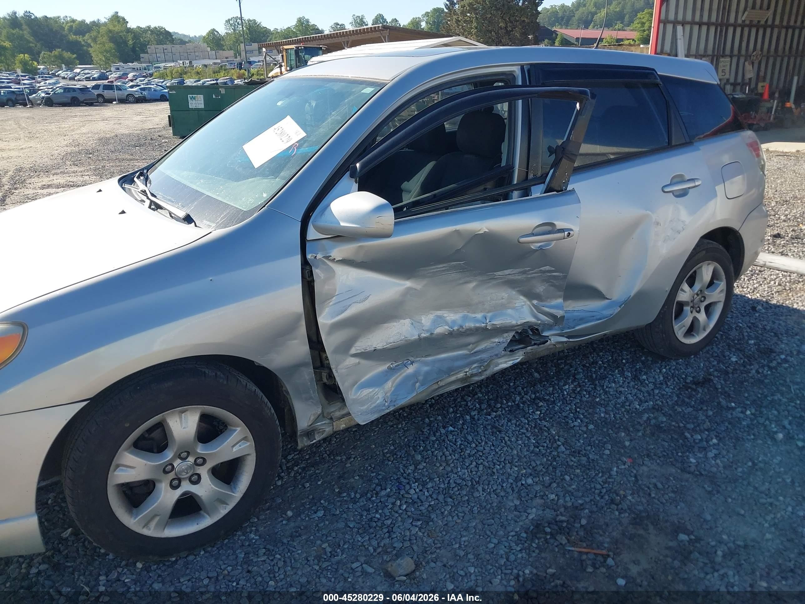 2007 Toyota Matrix Xr Silver vin: 2T1KR32E67C682519