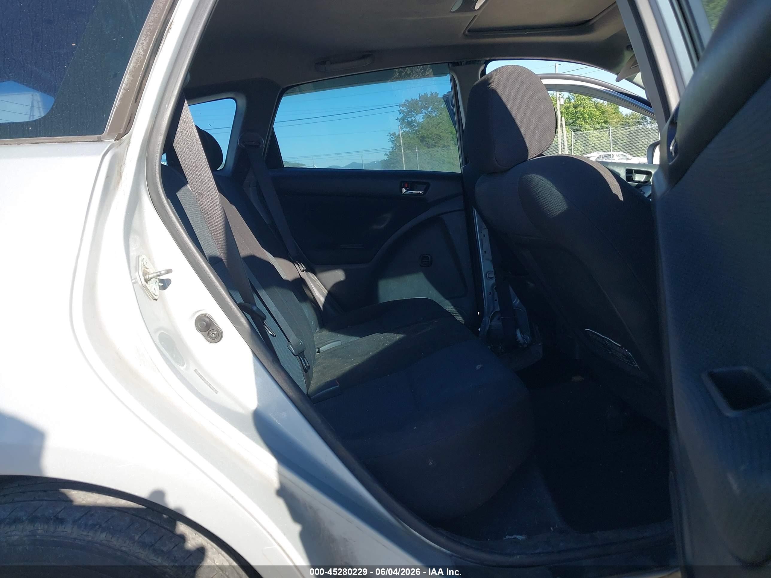 2007 Toyota Matrix Xr Silver vin: 2T1KR32E67C682519