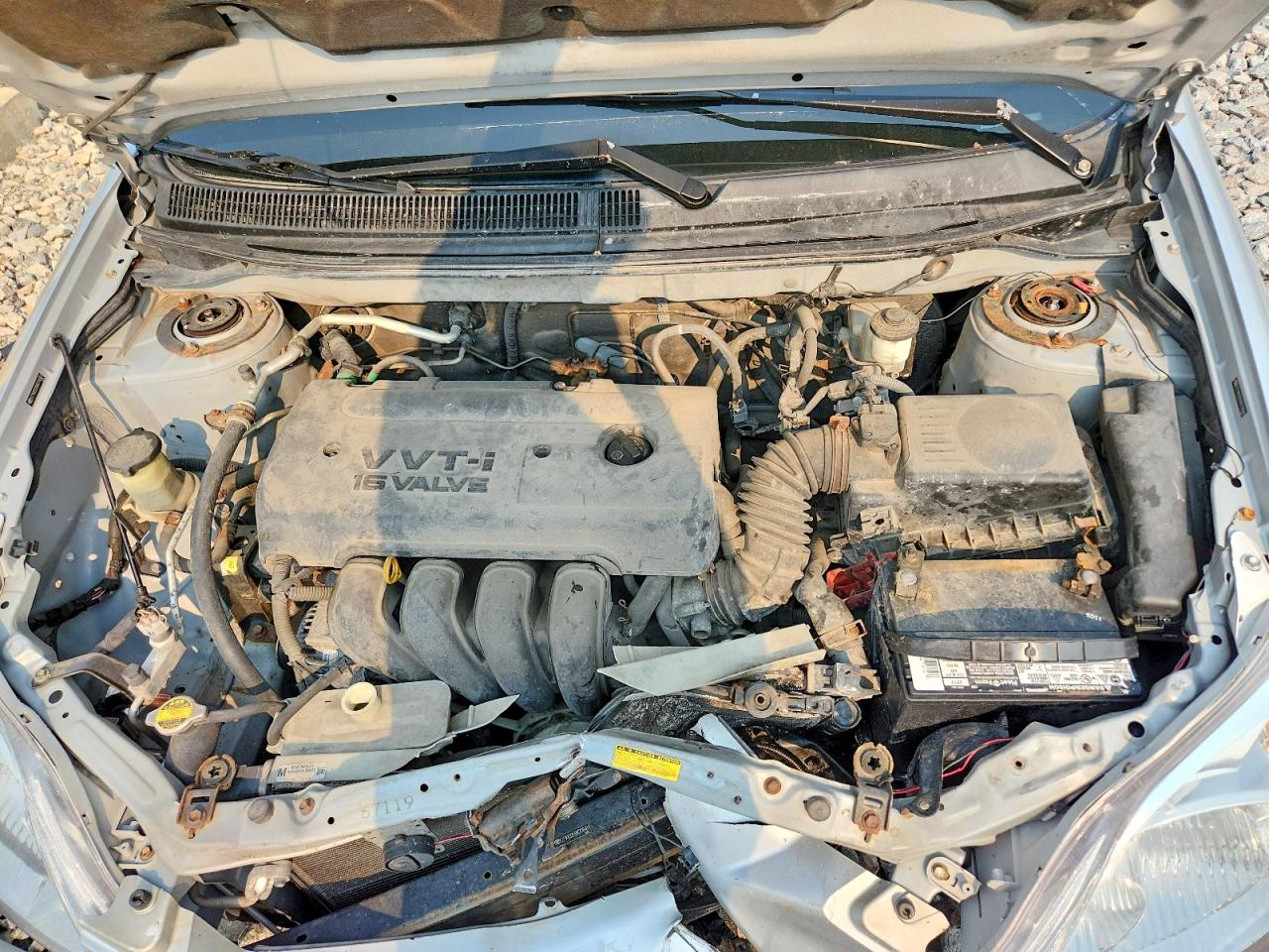 2008 Toyota Matrix Base Silver vin: 2T1KR32E68C706481