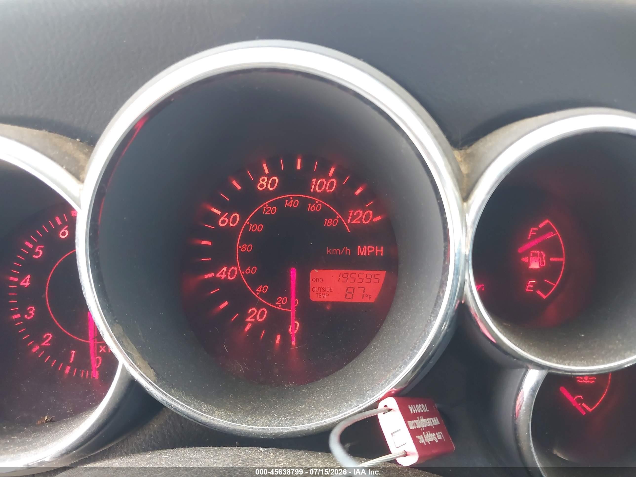 2003 Toyota Matrix Xr Красный vin: 2T1KR32E73C140226