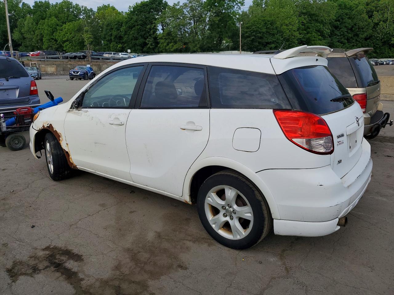 2004 Toyota Corolla Matrix Xr Белый vin: 2T1KR32E74C176807