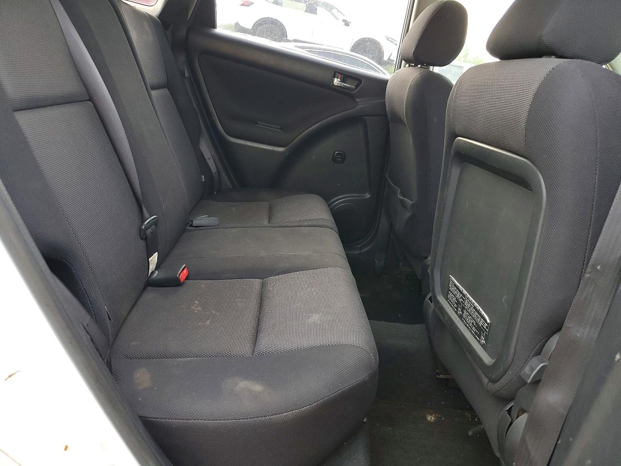 2004 Toyota Corolla Matrix Xr Белый vin: 2T1KR32E74C176807