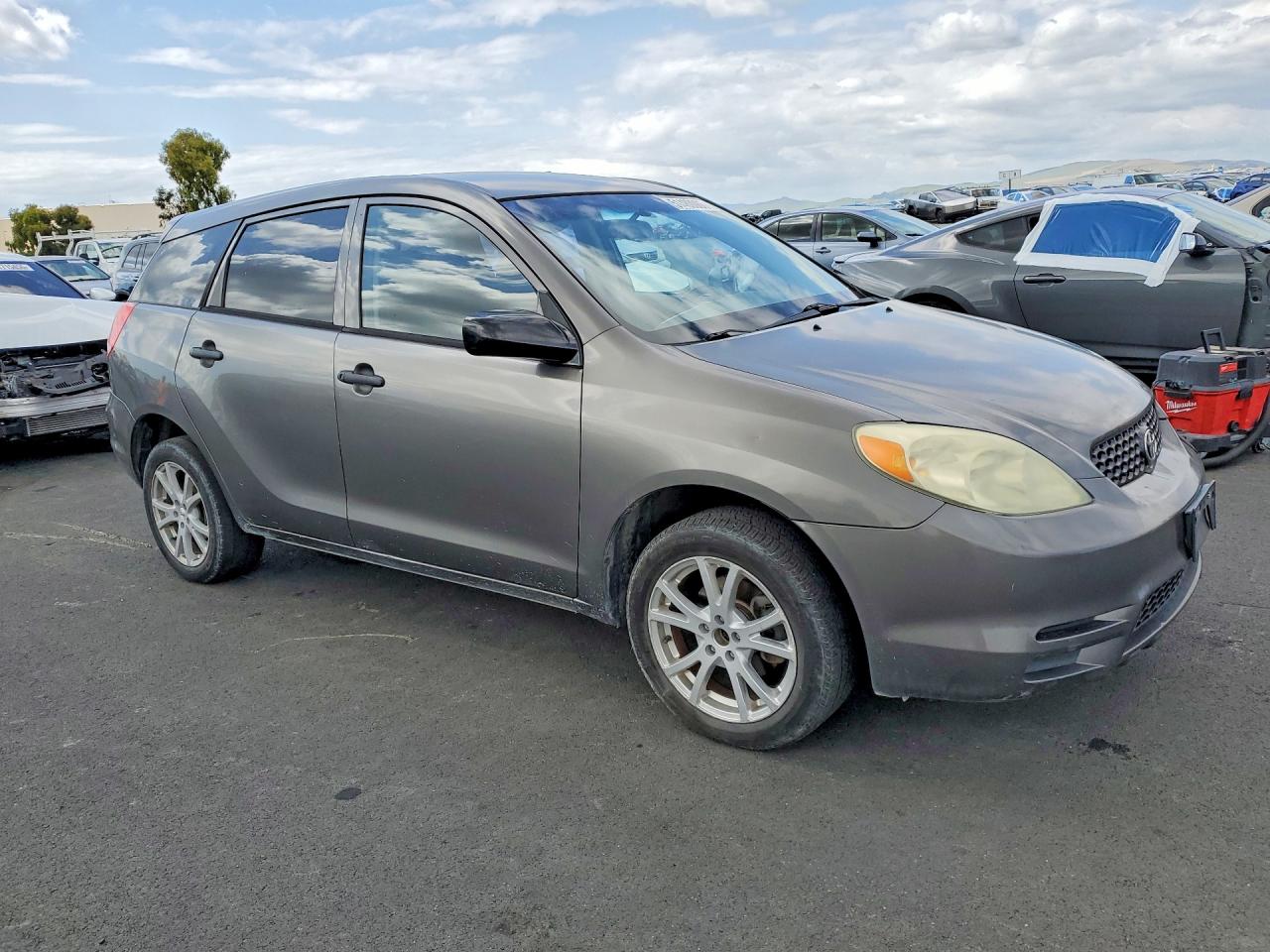 2004 Toyota Corolla Matrix Xr Gray vin: 2T1KR32E74C290225