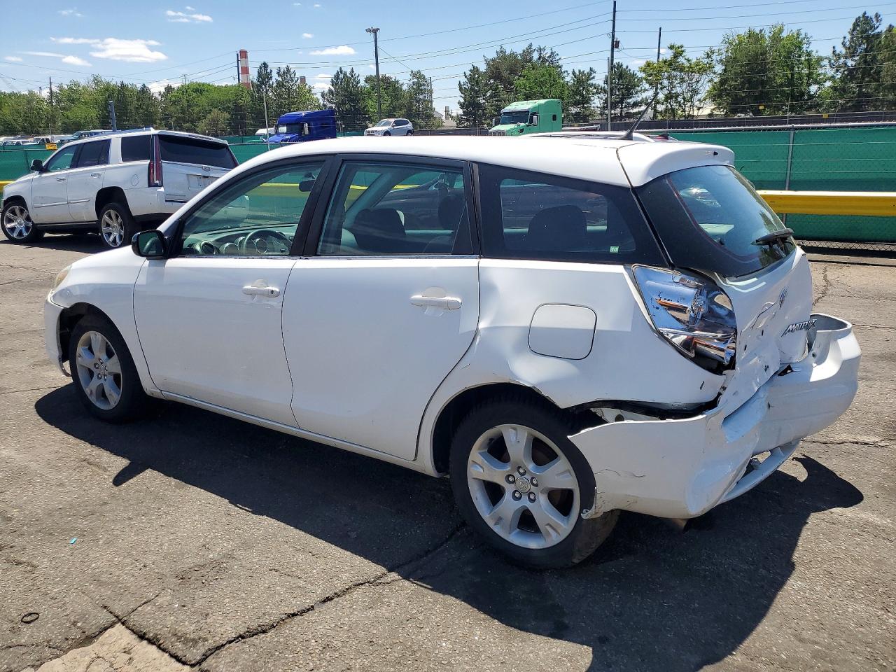 2005 Toyota Matrix Xr White vin: 2T1KR32E75C369931