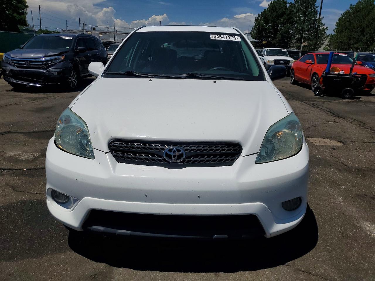 2005 Toyota Matrix Xr White vin: 2T1KR32E75C369931