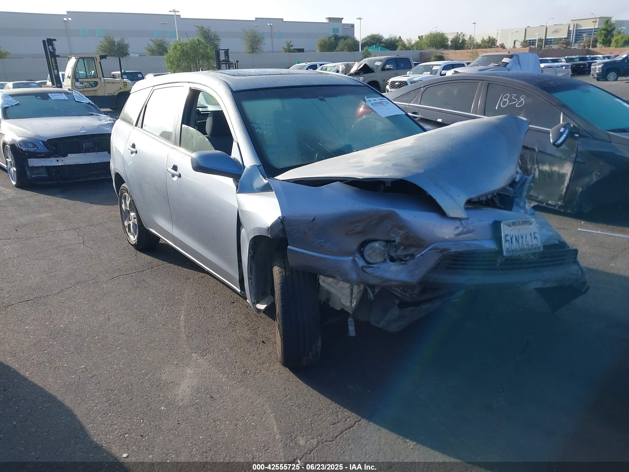 2005 Toyota Matrix Xr Gray vin: 2T1KR32E75C375535