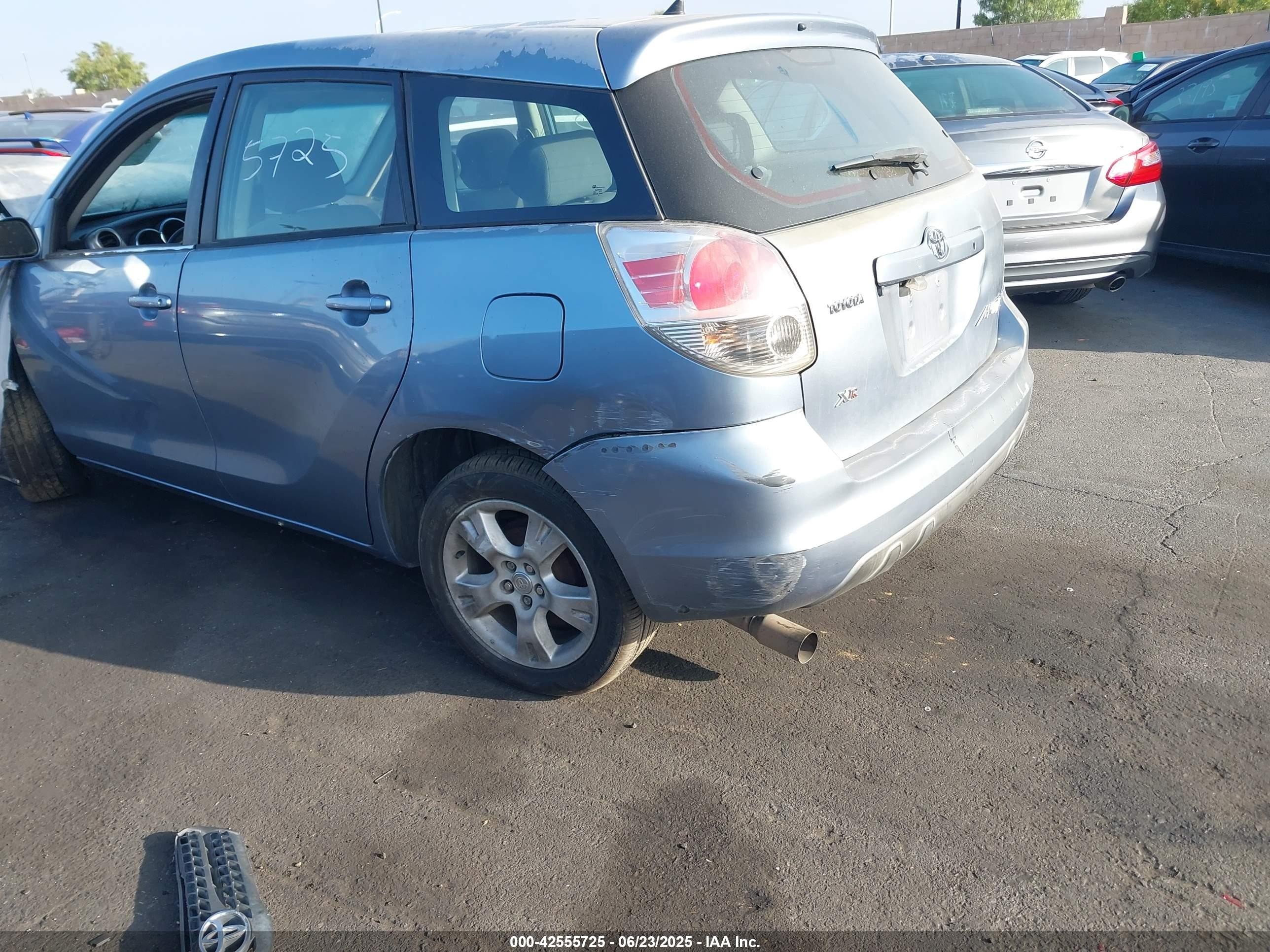 2005 Toyota Matrix Xr Gray vin: 2T1KR32E75C375535