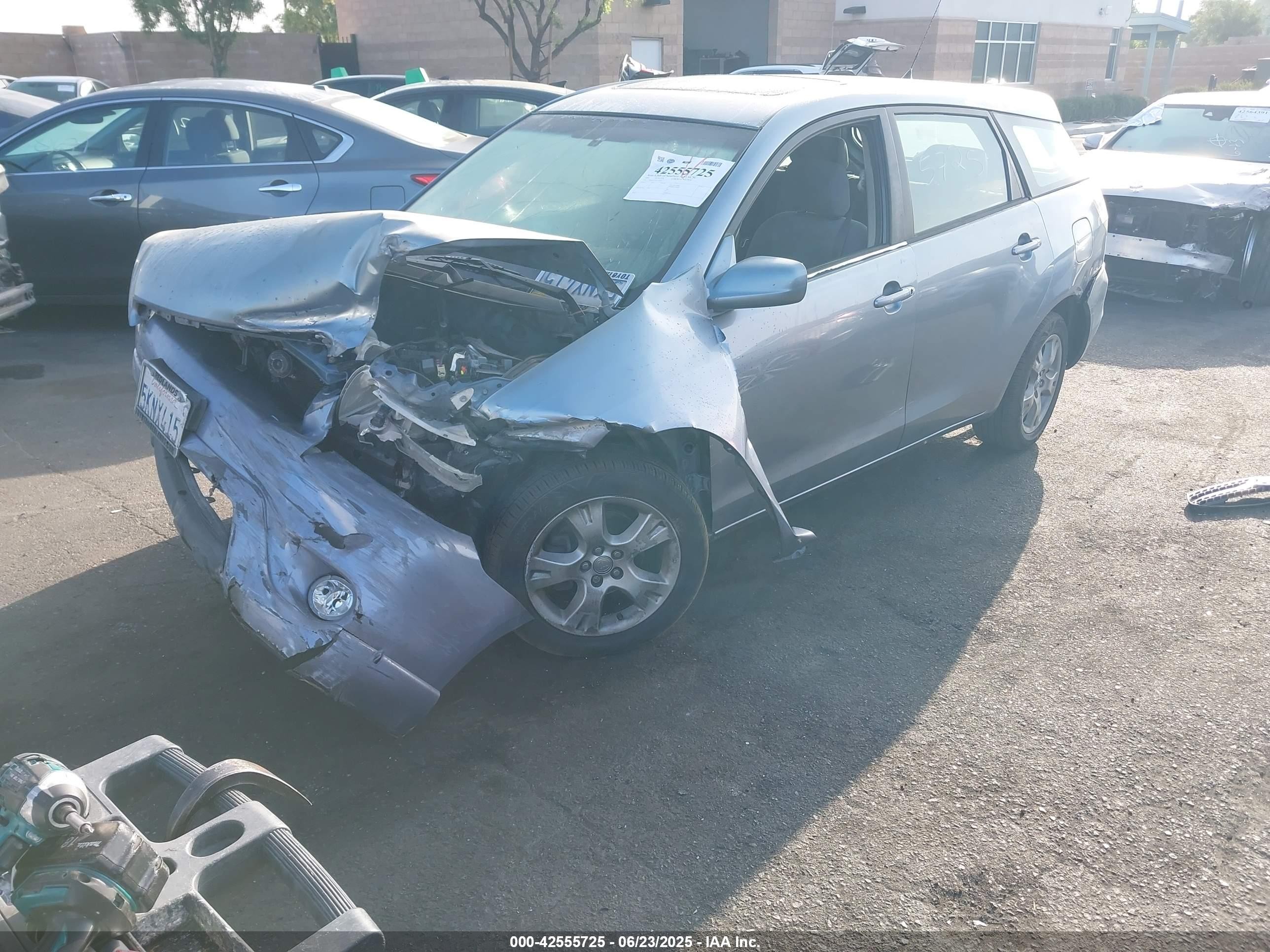 2005 Toyota Matrix Xr Gray vin: 2T1KR32E75C375535