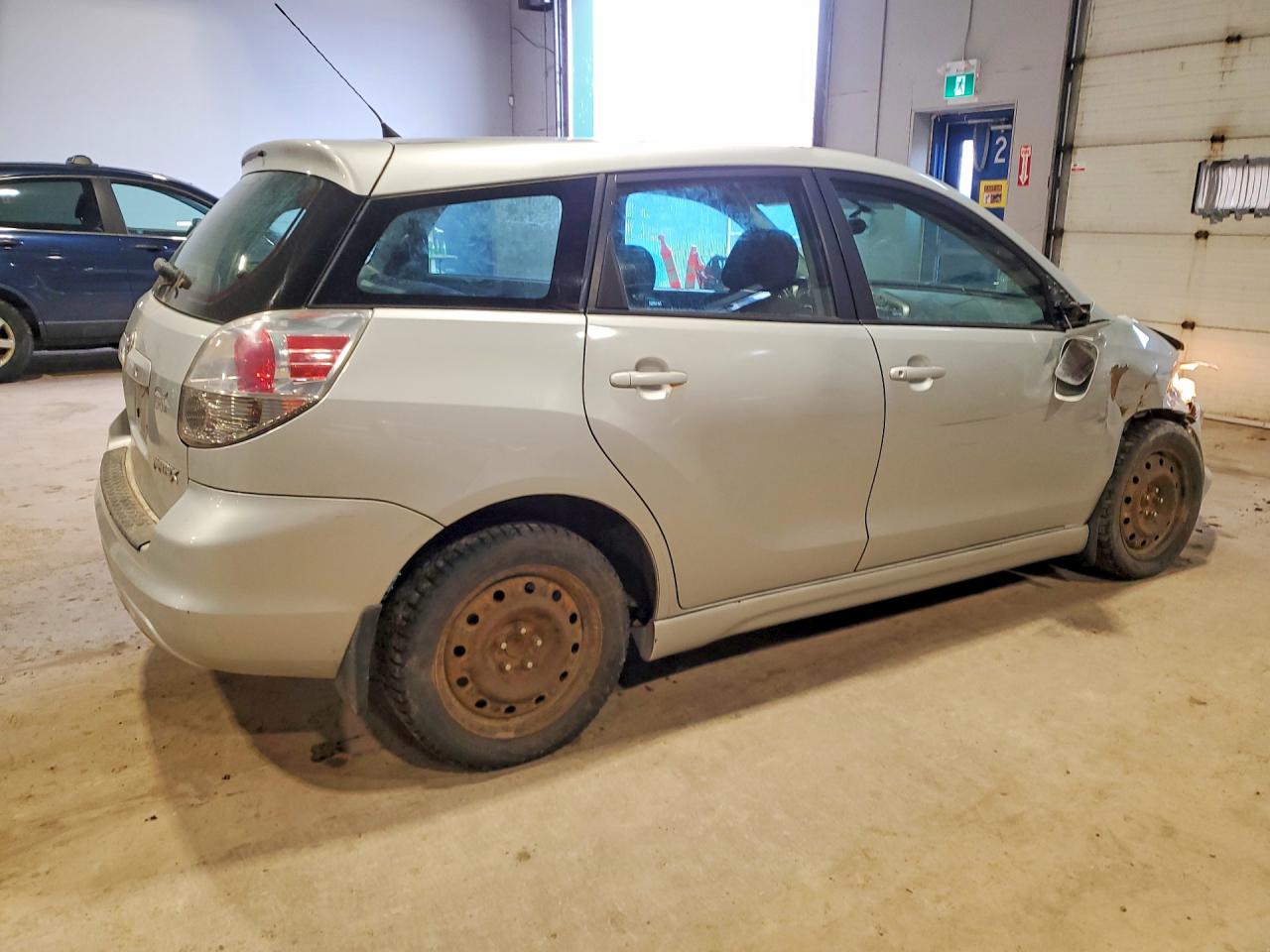 2005 Toyota Matrix Xr Wagon Silver vin: 2T1KR32E75C892267