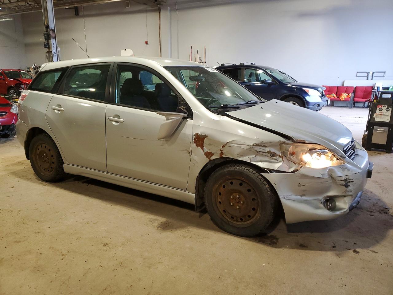 2005 Toyota Matrix Xr Wagon Silver vin: 2T1KR32E75C892267