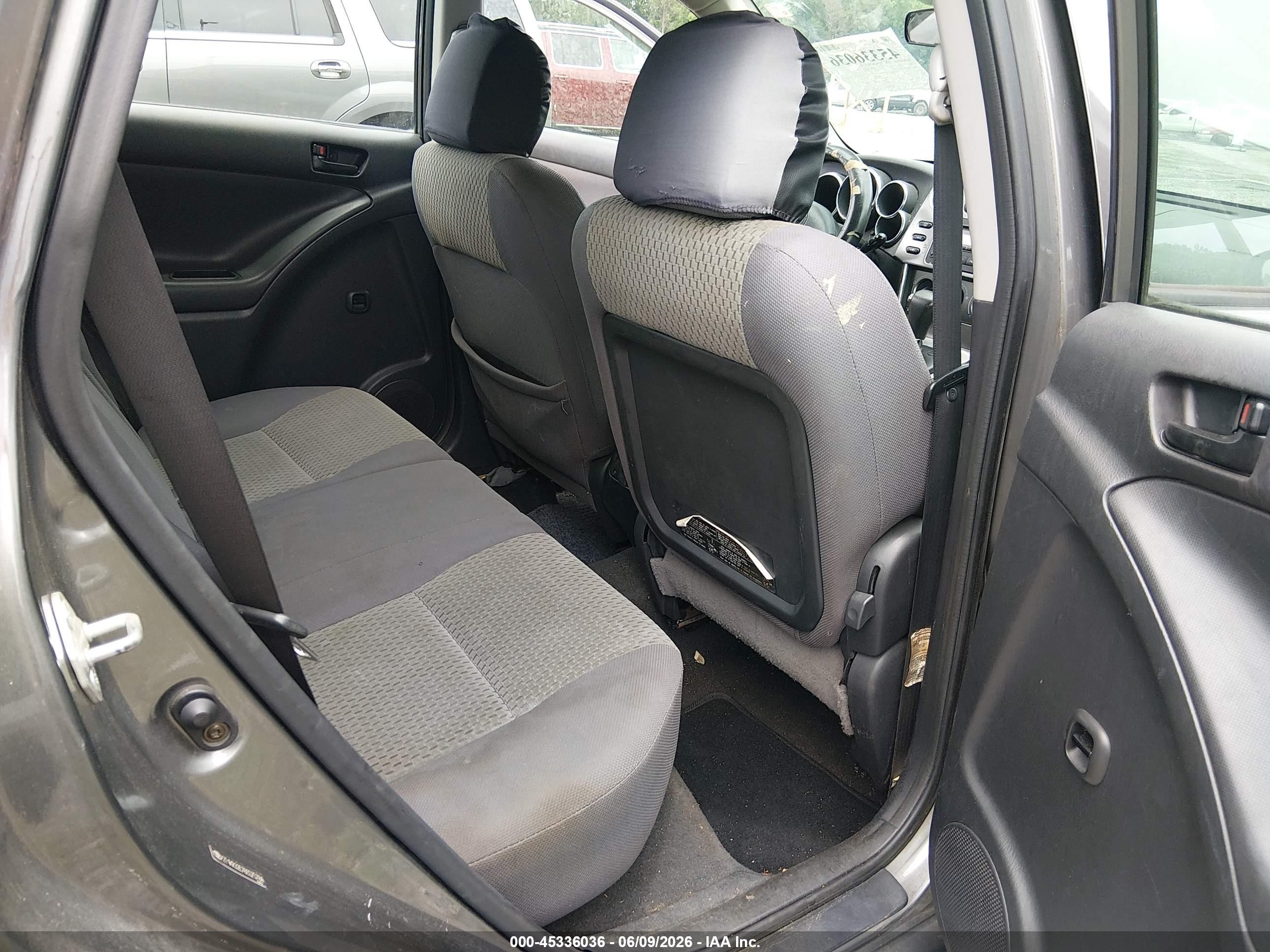 2006 Toyota Matrix   Gray vin: 2T1KR32E76C575784