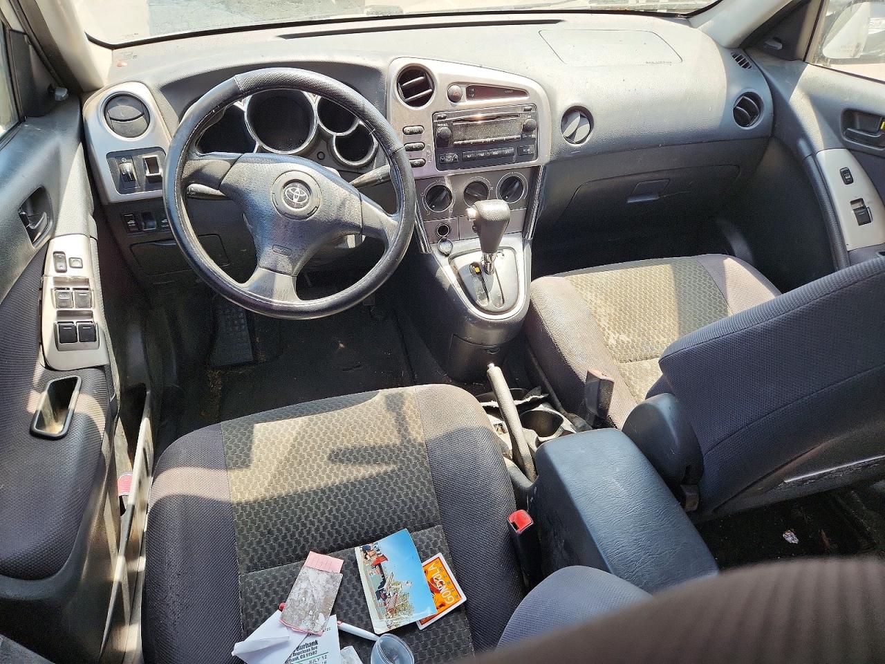 2006 Toyota Matrix Base Silver vin: 2T1KR32E76C589815