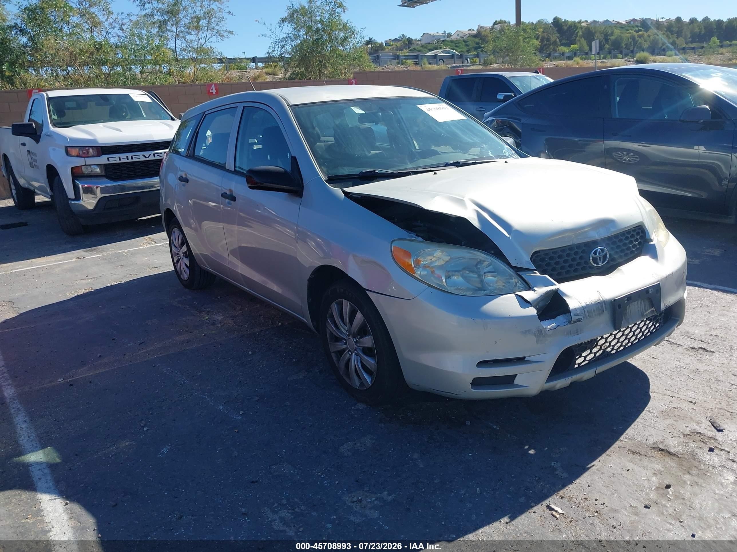 2003 Toyota Matrix Standard Серебряный vin: 2T1KR32E83C102911