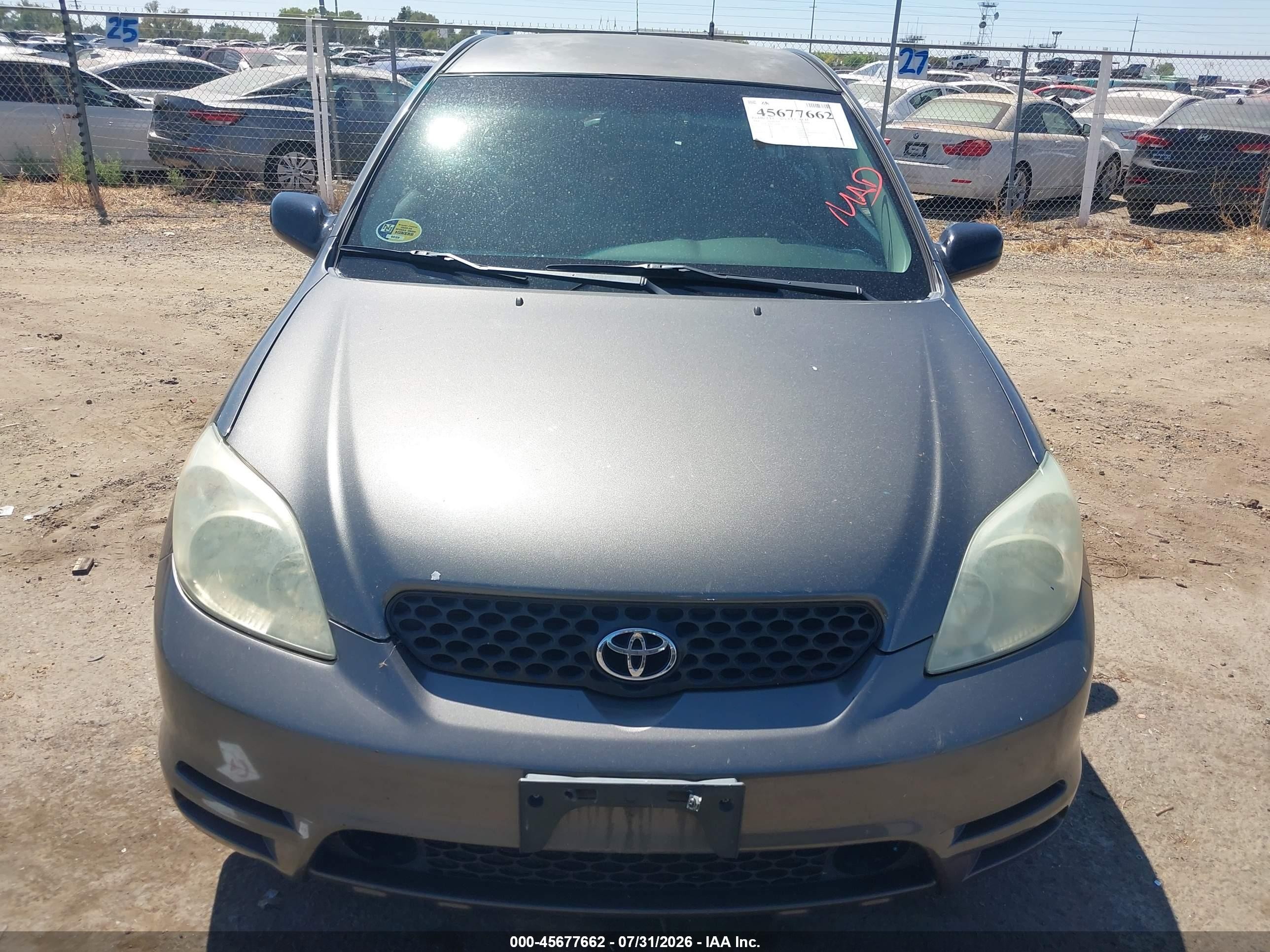 2004 Toyota Matrix Standard Gray vin: 2T1KR32E84C260182