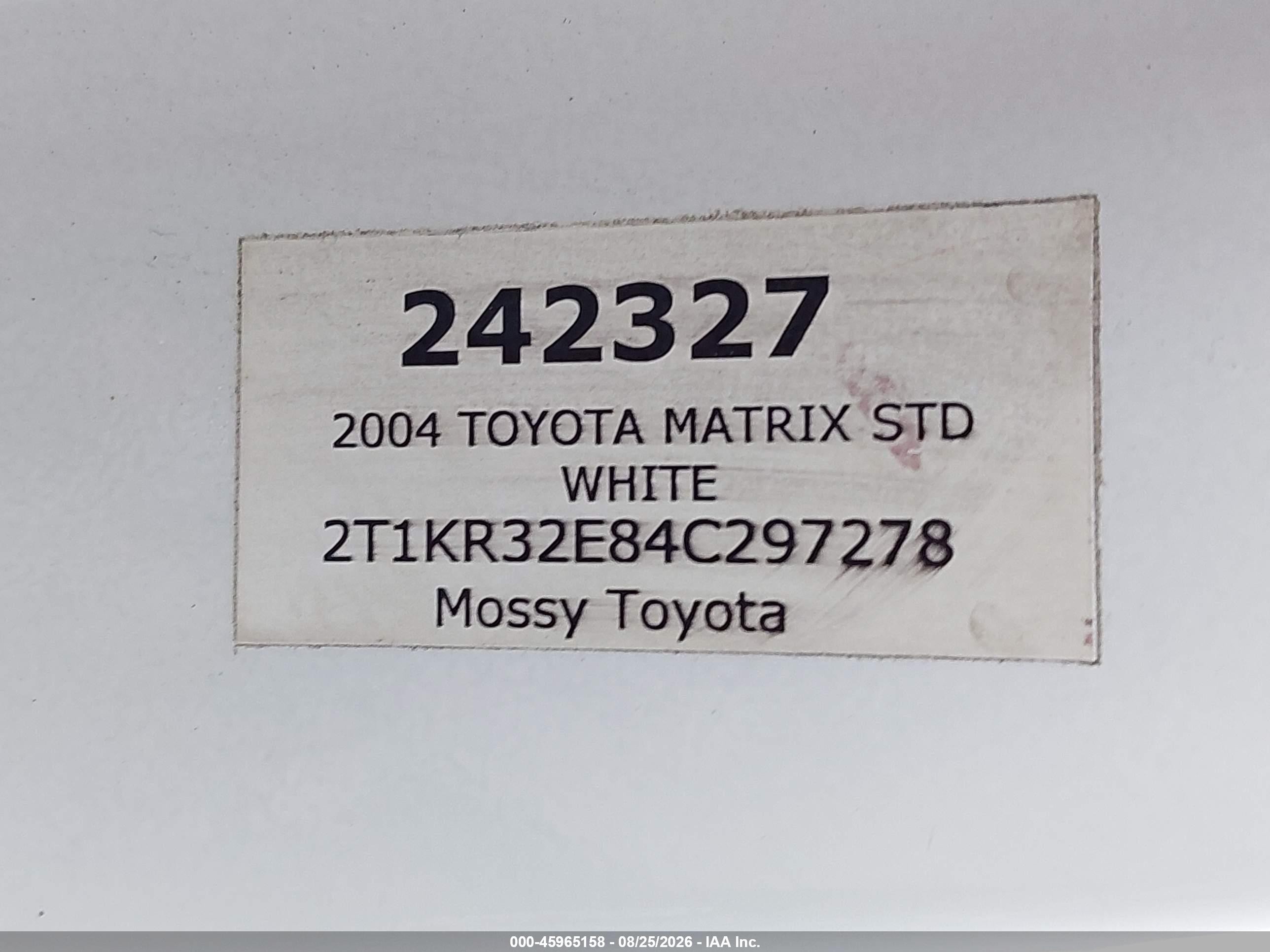 2004 Toyota Matrix Standard White vin: 2T1KR32E84C297278
