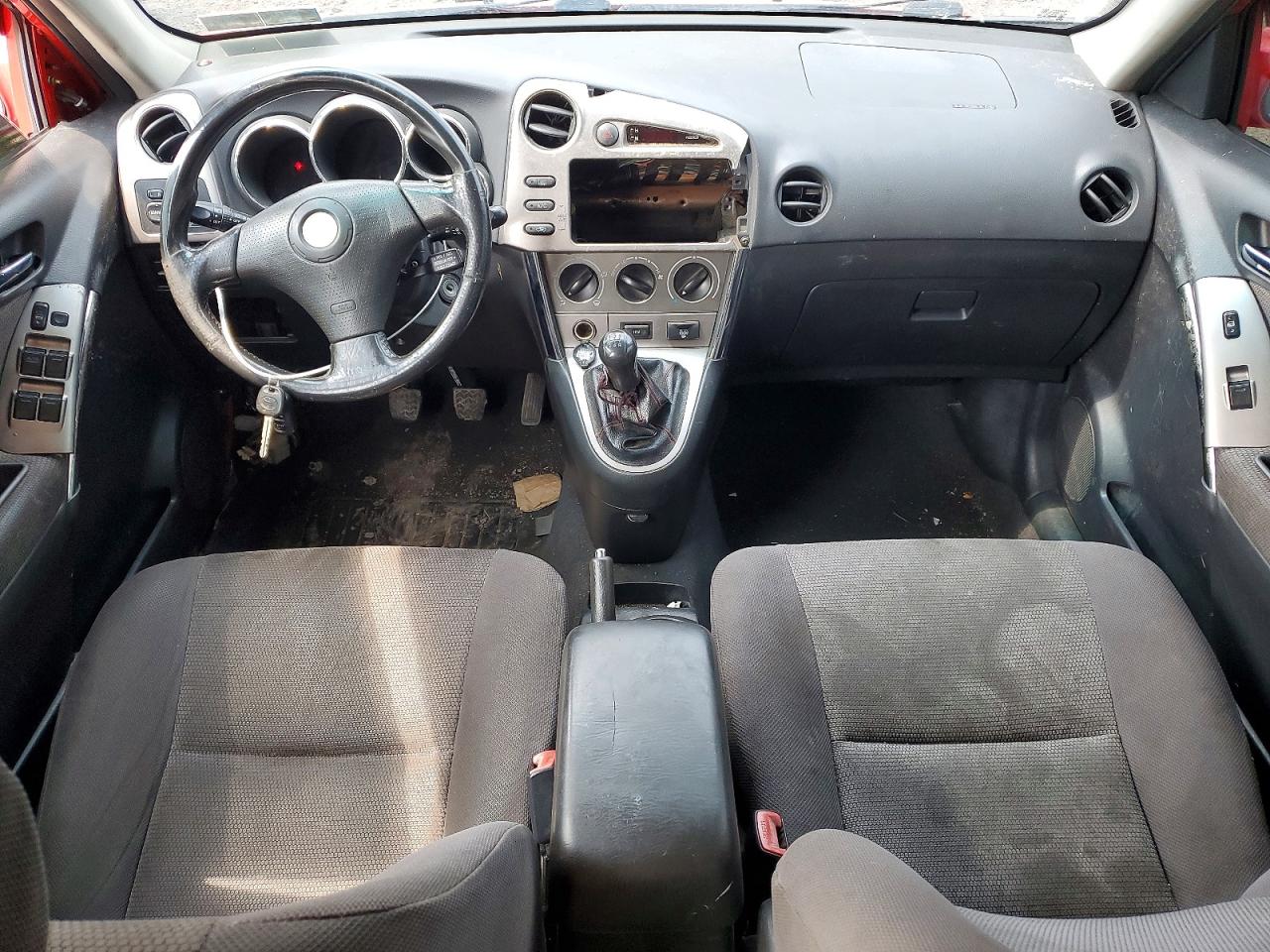 2005 Toyota Matrix Xr Red vin: 2T1KR32E85C333455