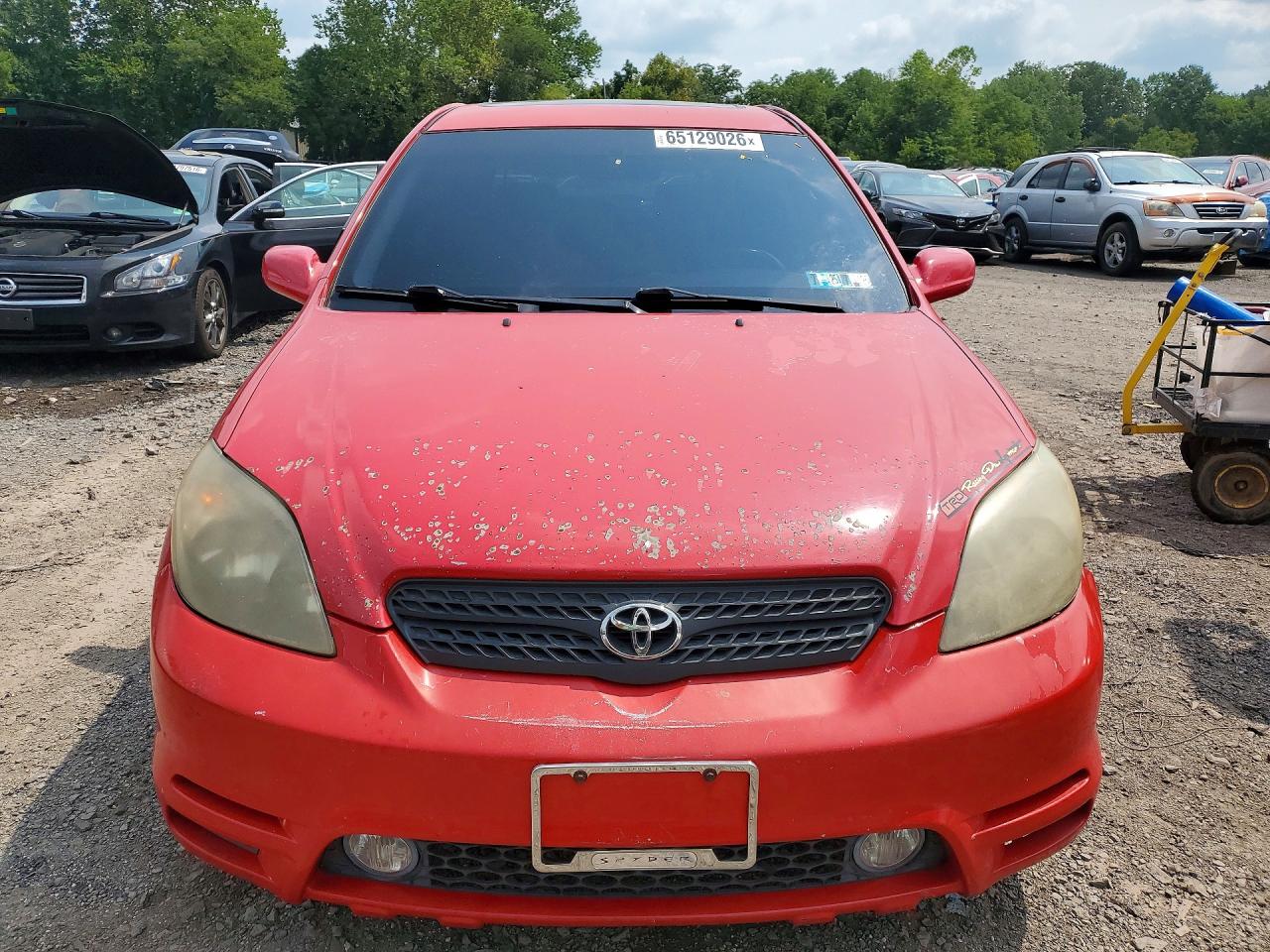2005 Toyota Matrix Xr Red vin: 2T1KR32E85C333455