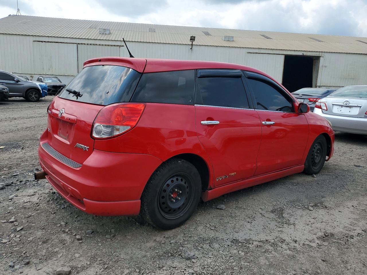 2005 Toyota Matrix Xr Red vin: 2T1KR32E85C333455