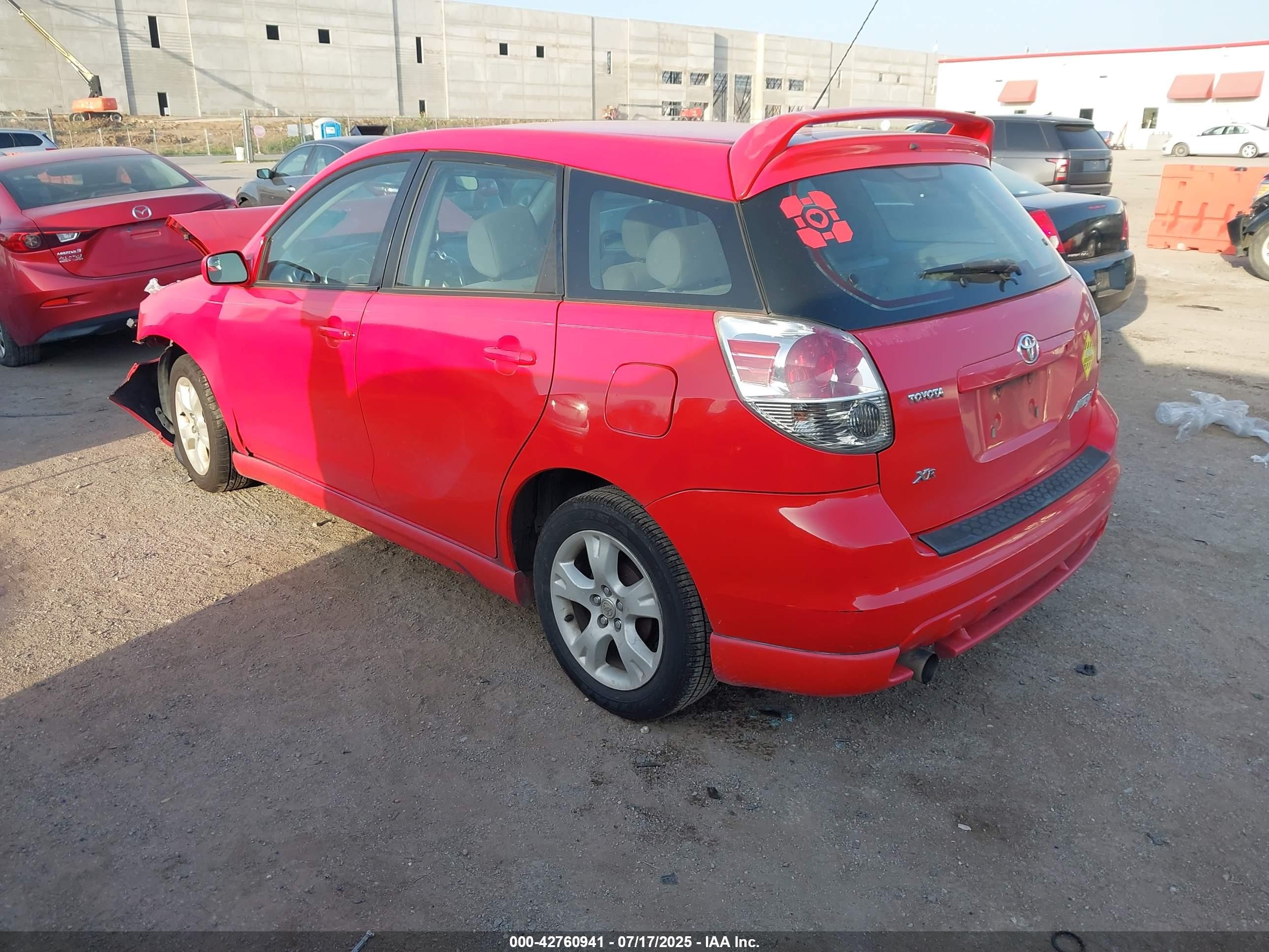 2005 Toyota Matrix Xr Red vin: 2T1KR32E85C340602