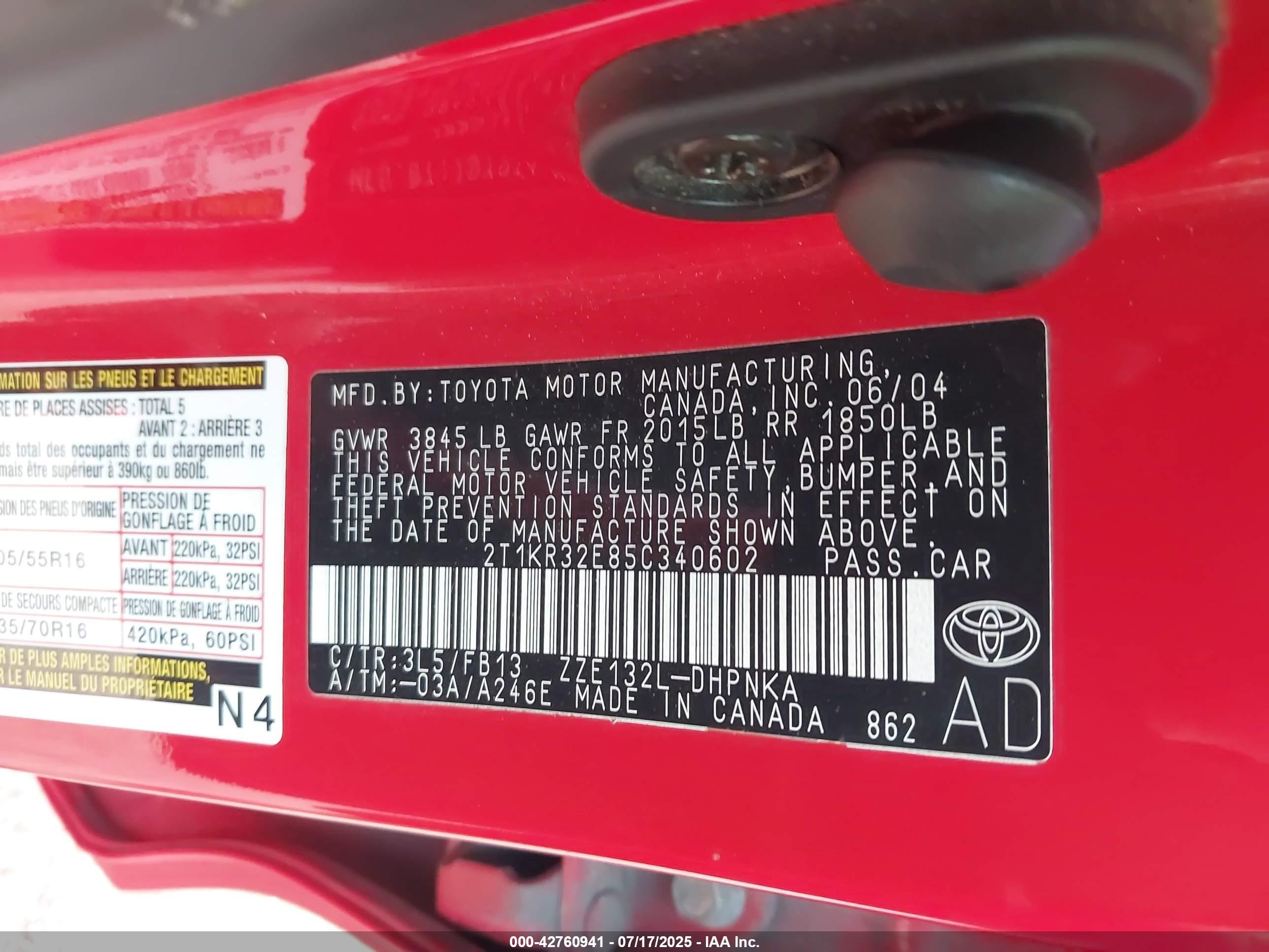 2005 Toyota Matrix Xr Red vin: 2T1KR32E85C340602