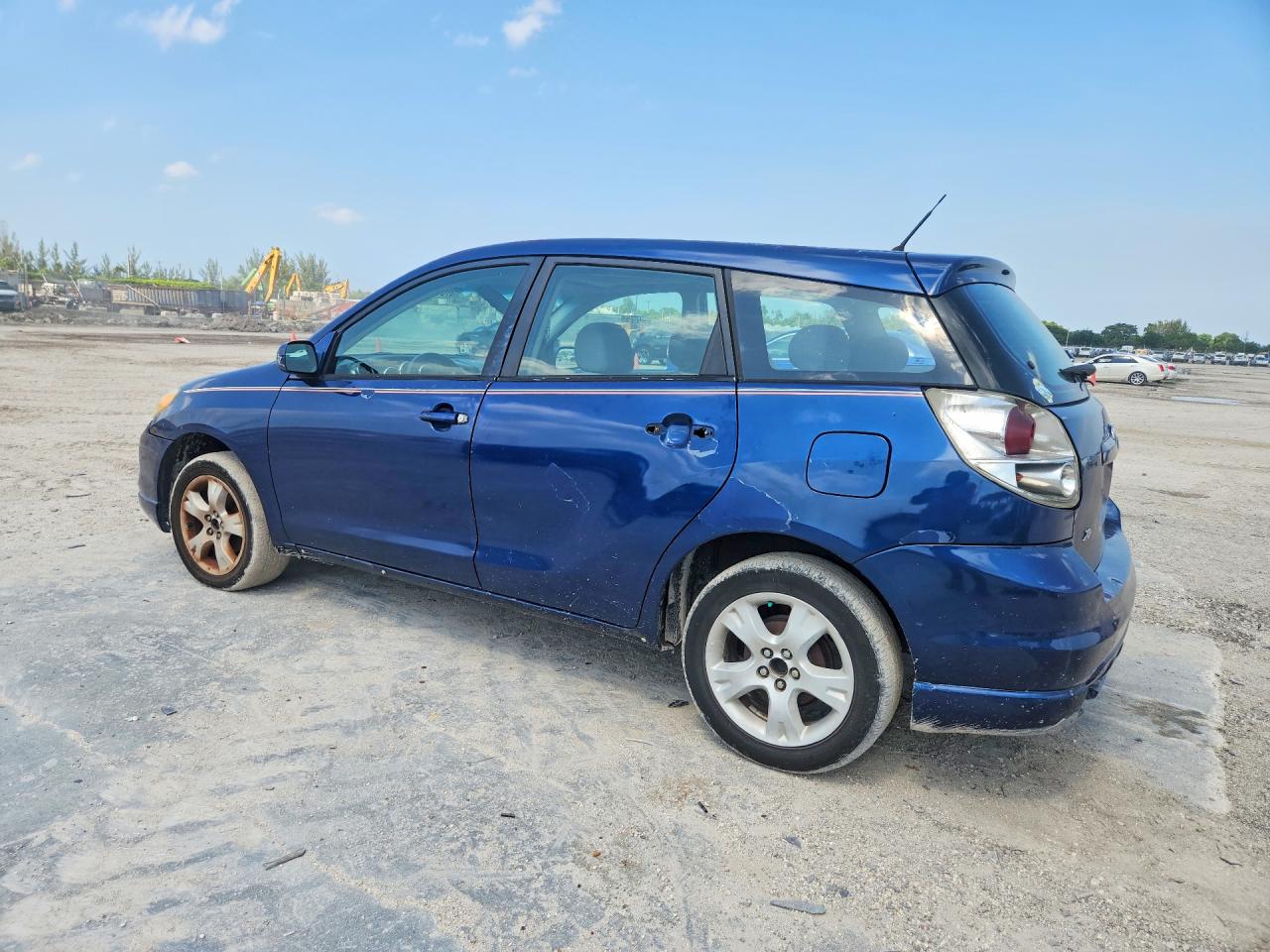 2005 Toyota Corolla Matrix Xr Blue vin: 2T1KR32E85C352118