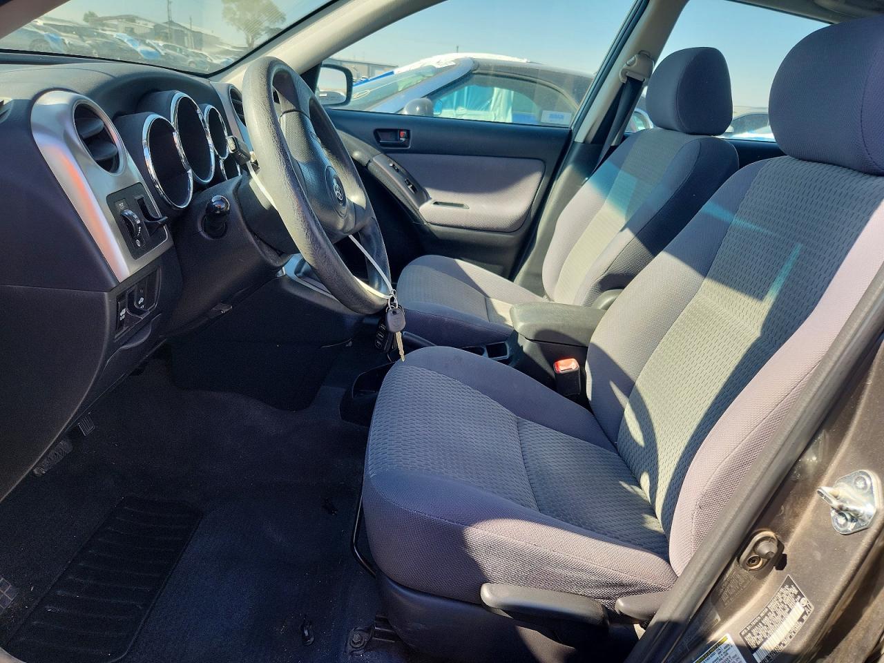 2005 Toyota Corolla Matrix Xr Gray vin: 2T1KR32E85C417260