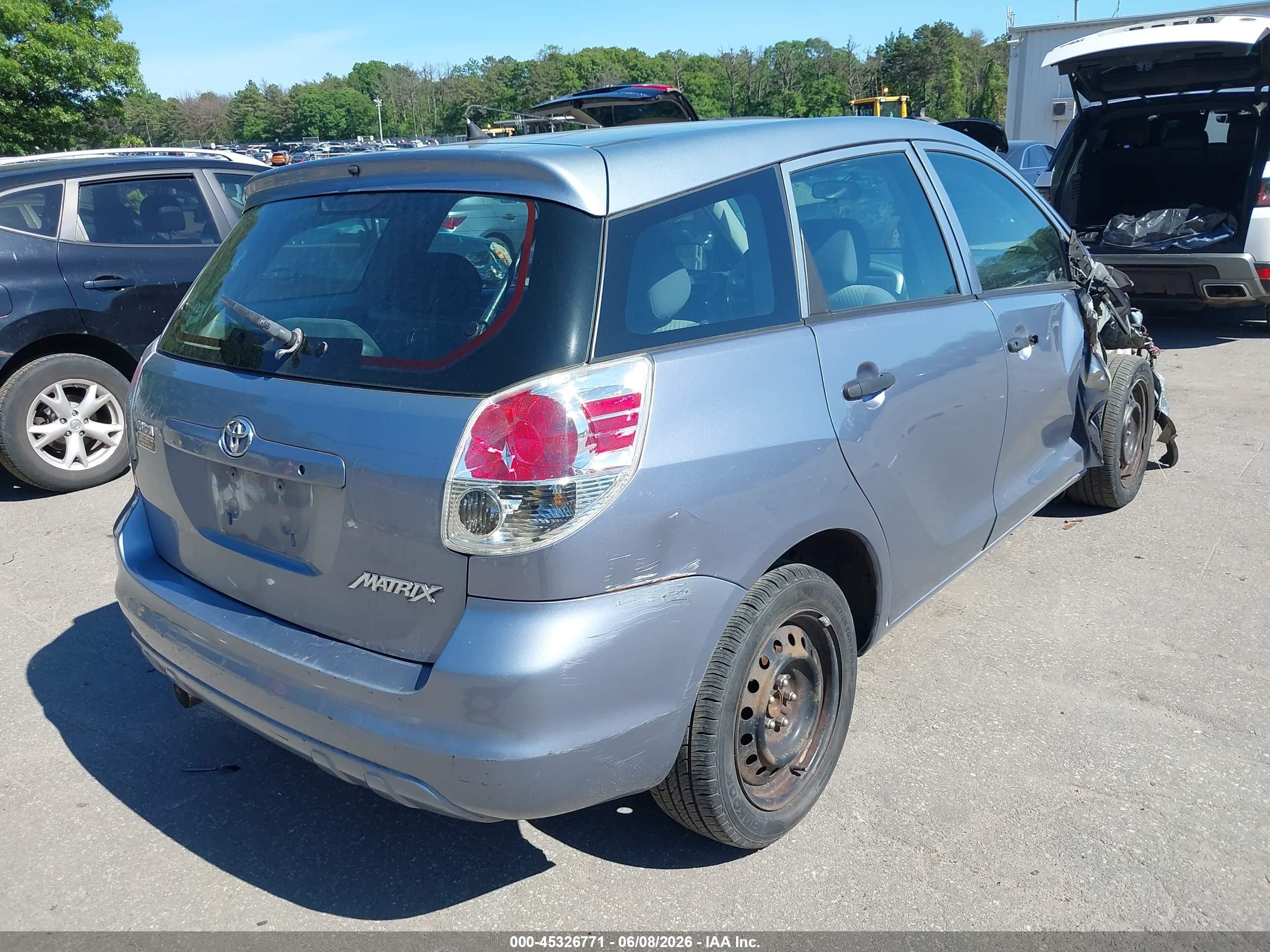 2005 Toyota Matrix   Light Blue vin: 2T1KR32E85C445317