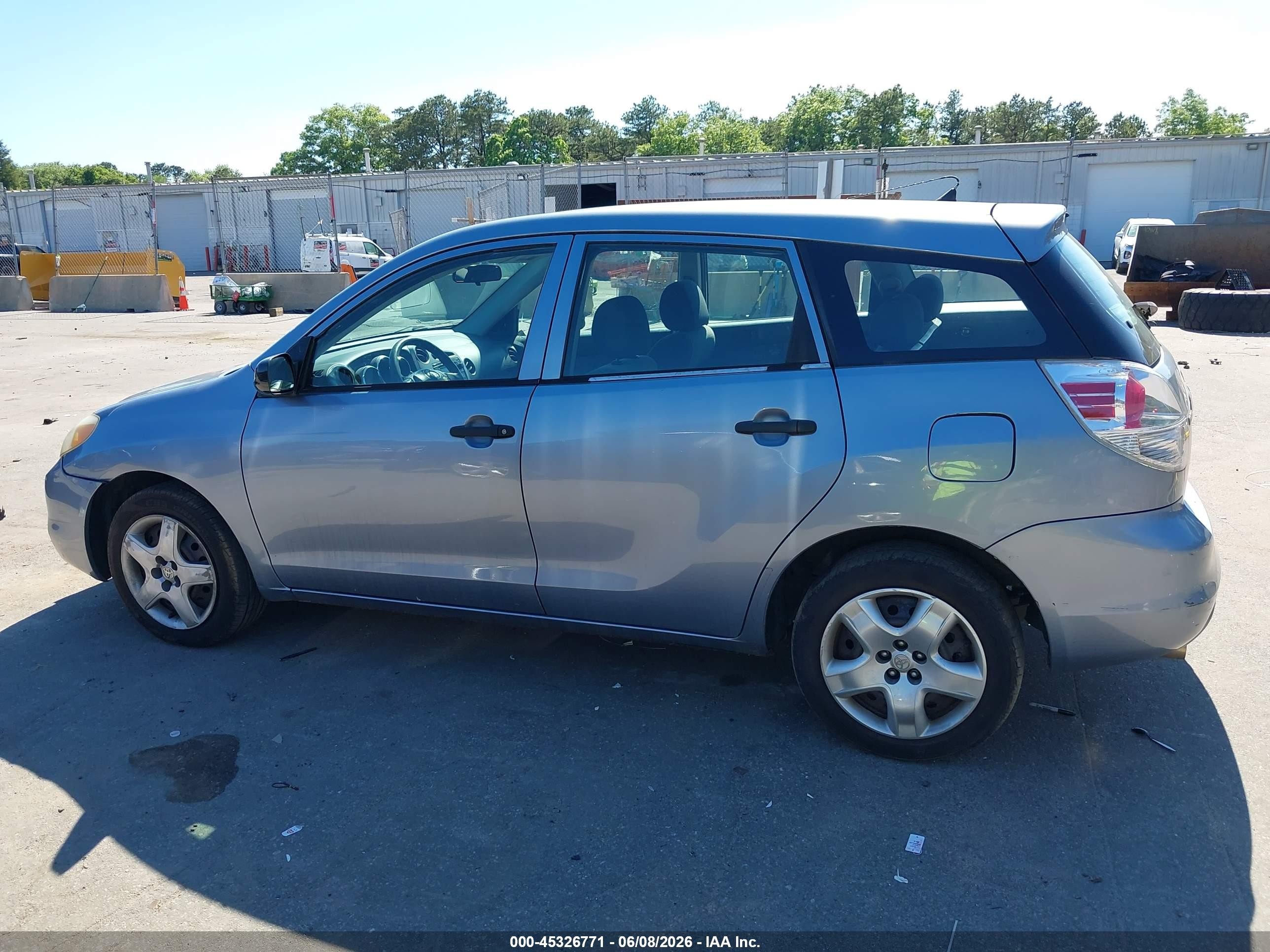 2005 Toyota Matrix   Light Blue vin: 2T1KR32E85C445317